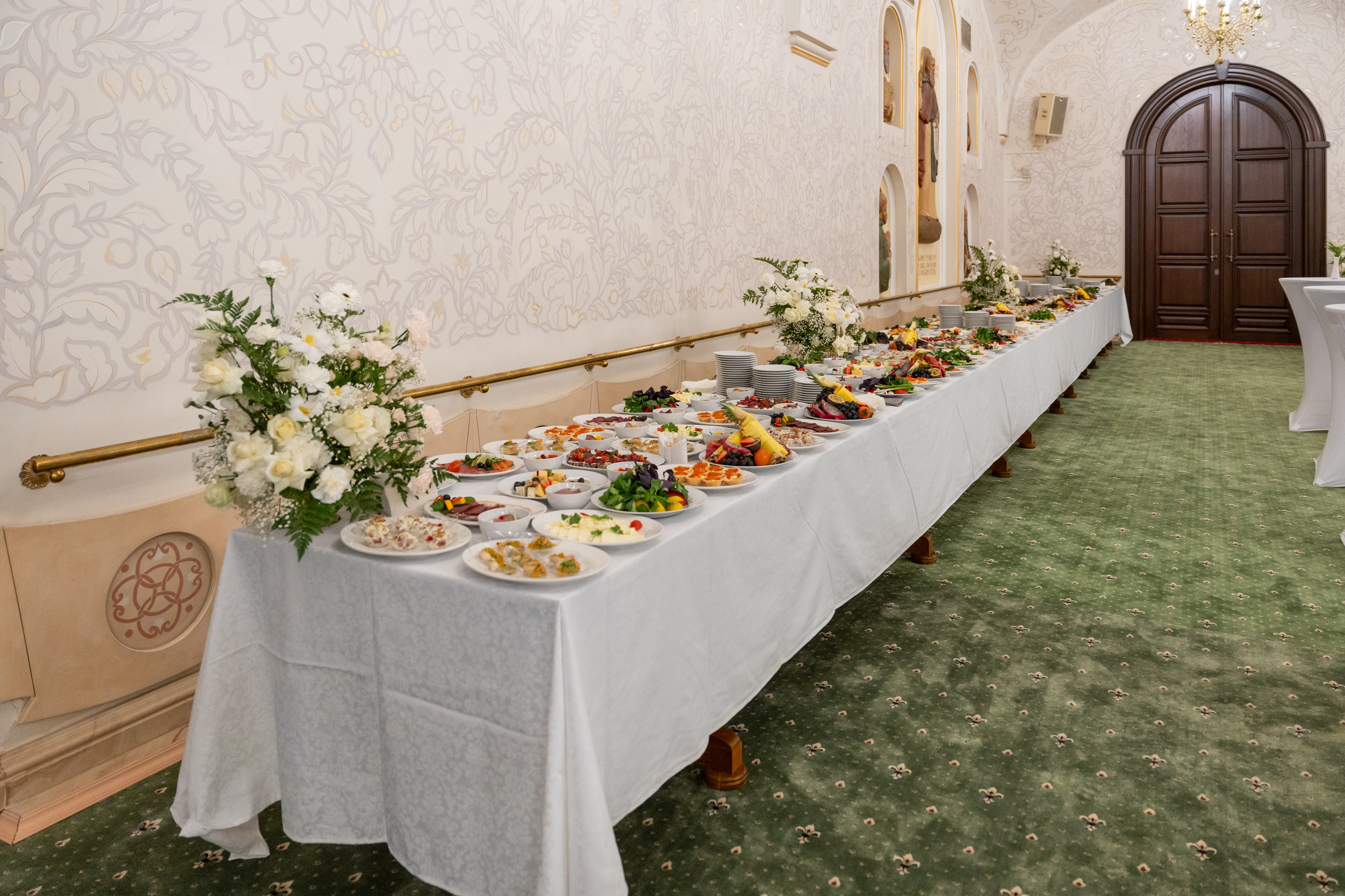 Всемирный русский национальный собор. Kirillova Studio — мастерская декора и событий Юли Кирилловой