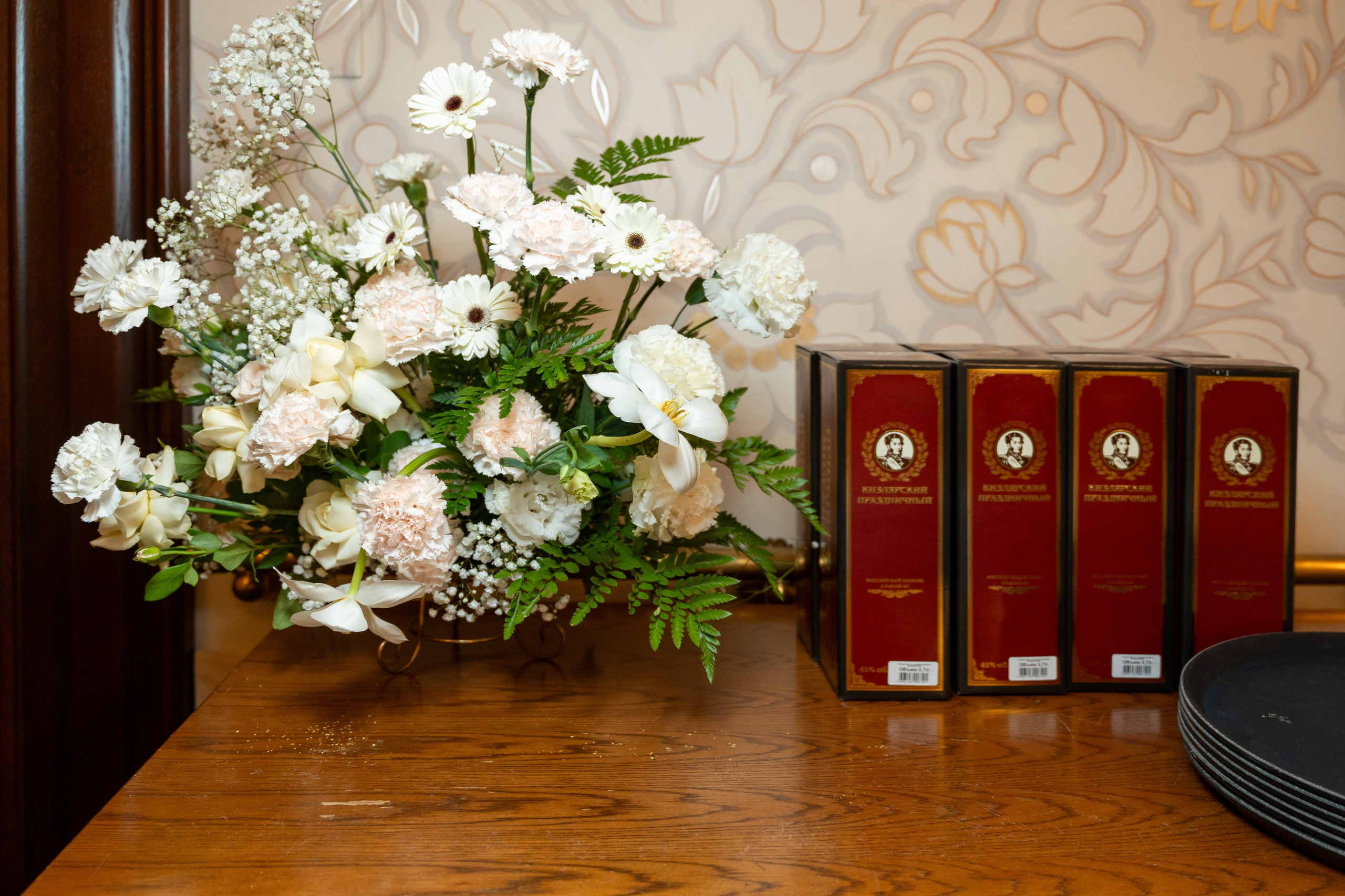 Всемирный русский национальный собор. Kirillova Studio — мастерская декора и событий Юли Кирилловой