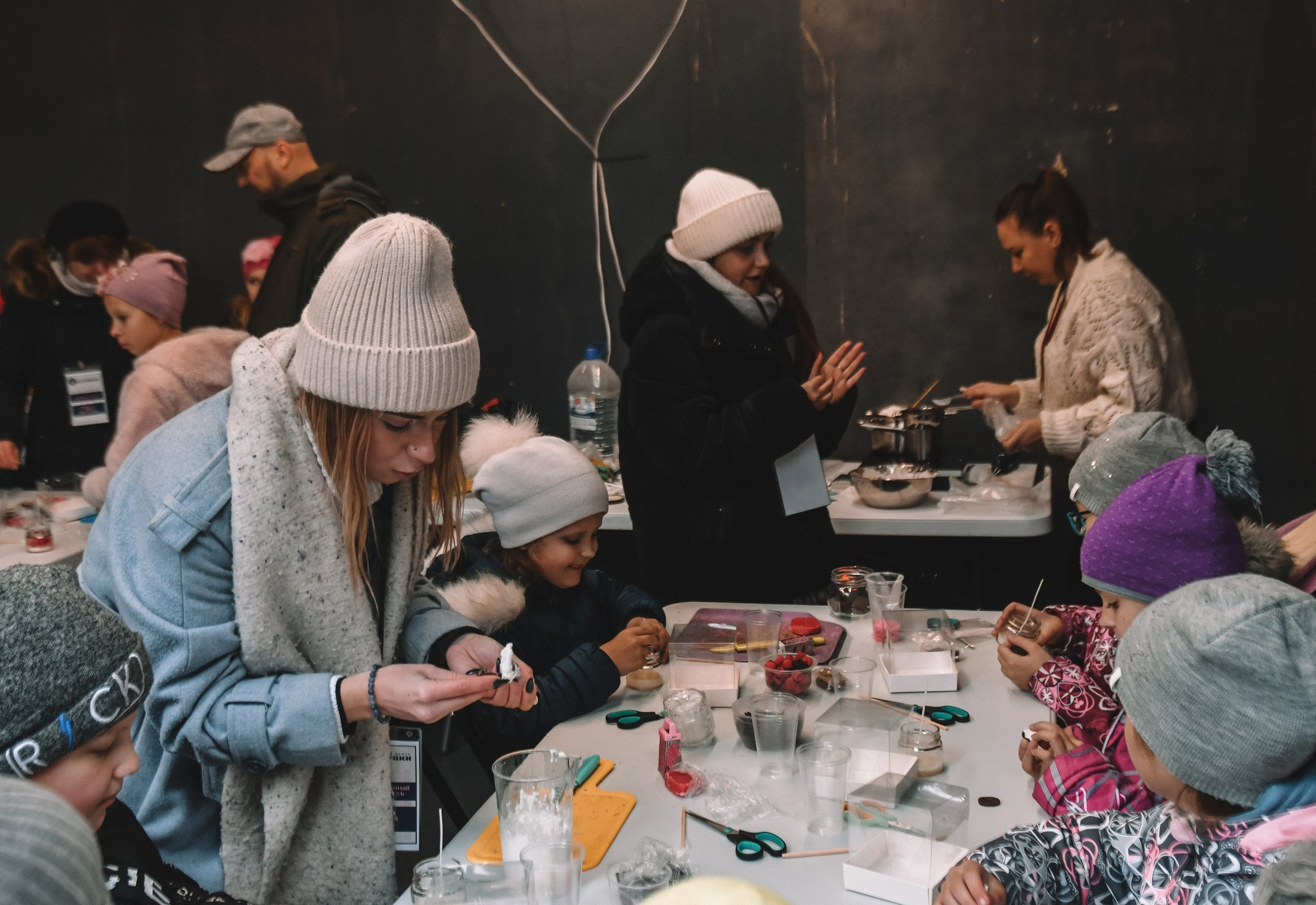 10 сосновых шишек. Kirillova Studio — мастерская декора и событий Юли Кирилловой