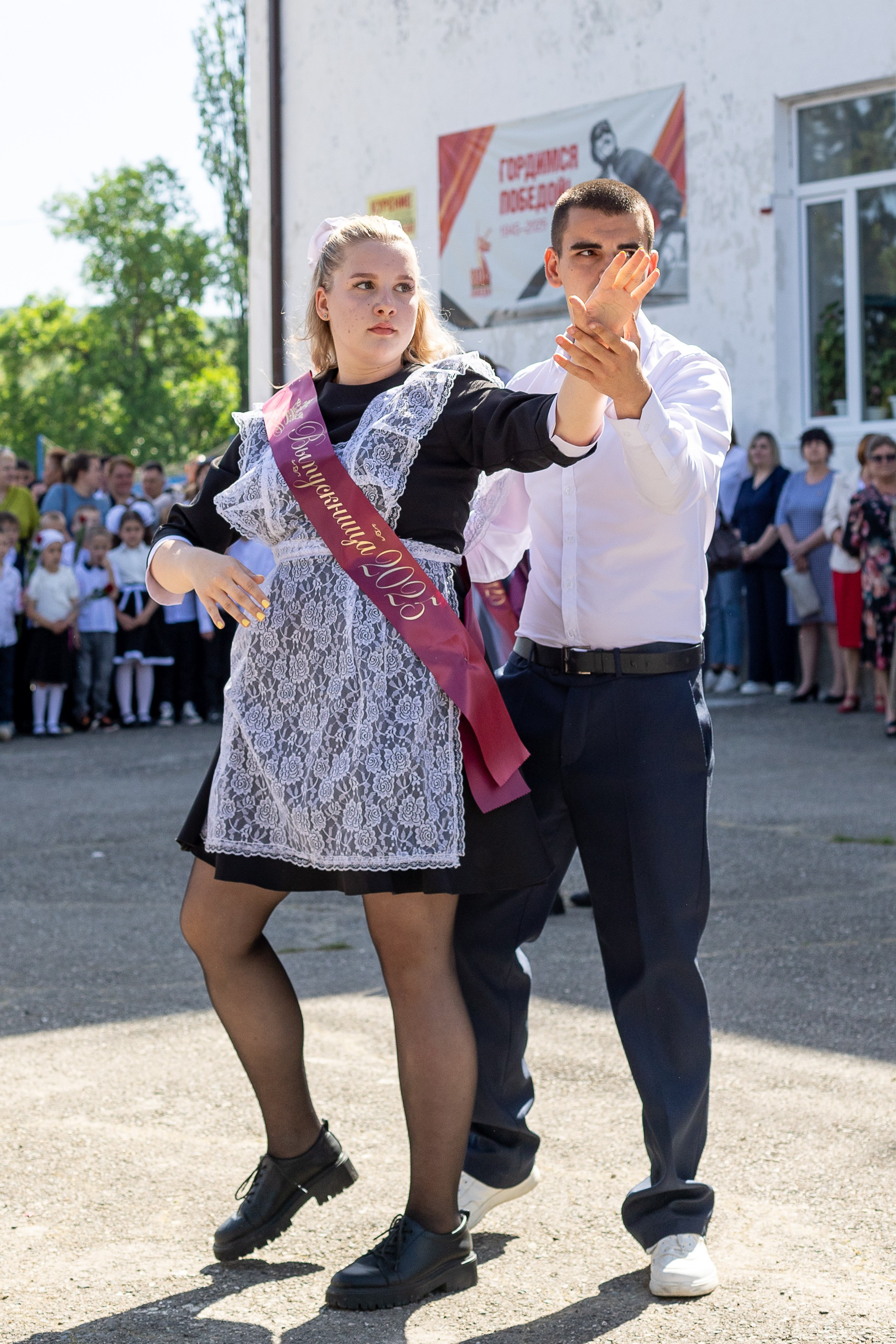 Последний звонок. Выпускные альбомы Майкоп, Краснодар Елена Золотарева
