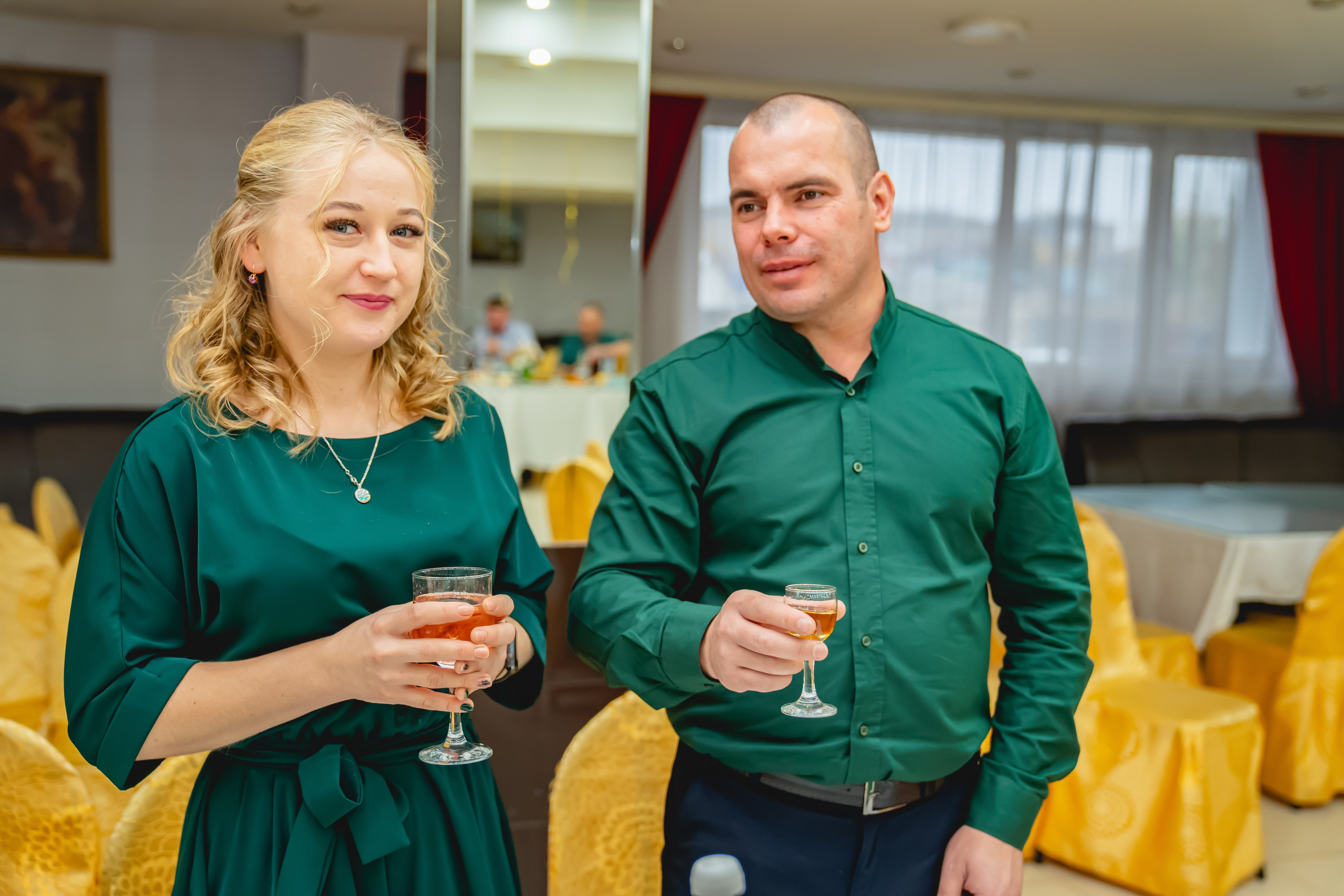 Осенняя Свадьба 2024. Занимаюсь профессиональной фотографией и живу рядом с Байкалом. Работаю в разных жанрах