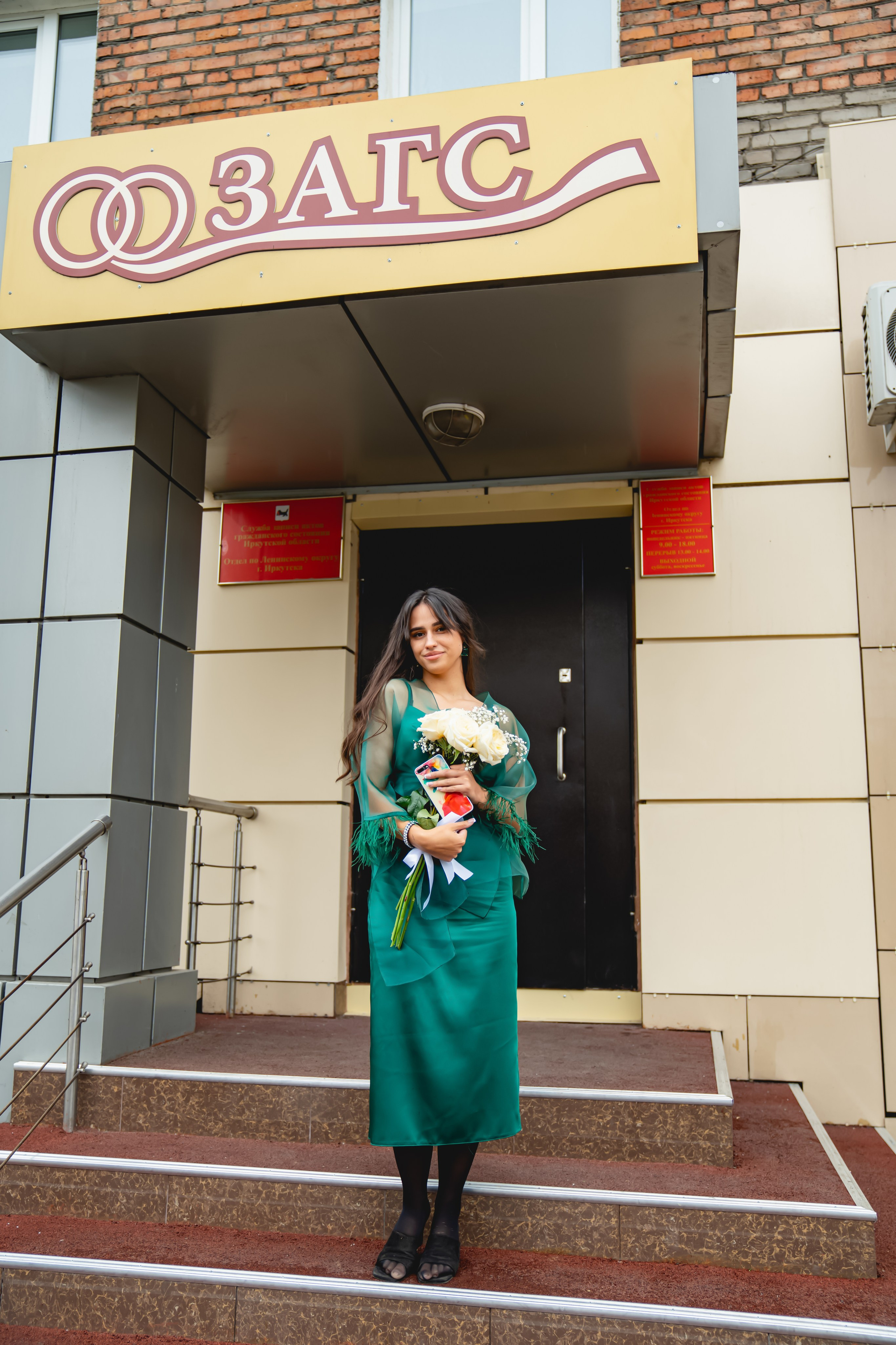 Осенняя Свадьба 2024. Занимаюсь профессиональной фотографией и живу рядом с Байкалом. Работаю в разных жанрах