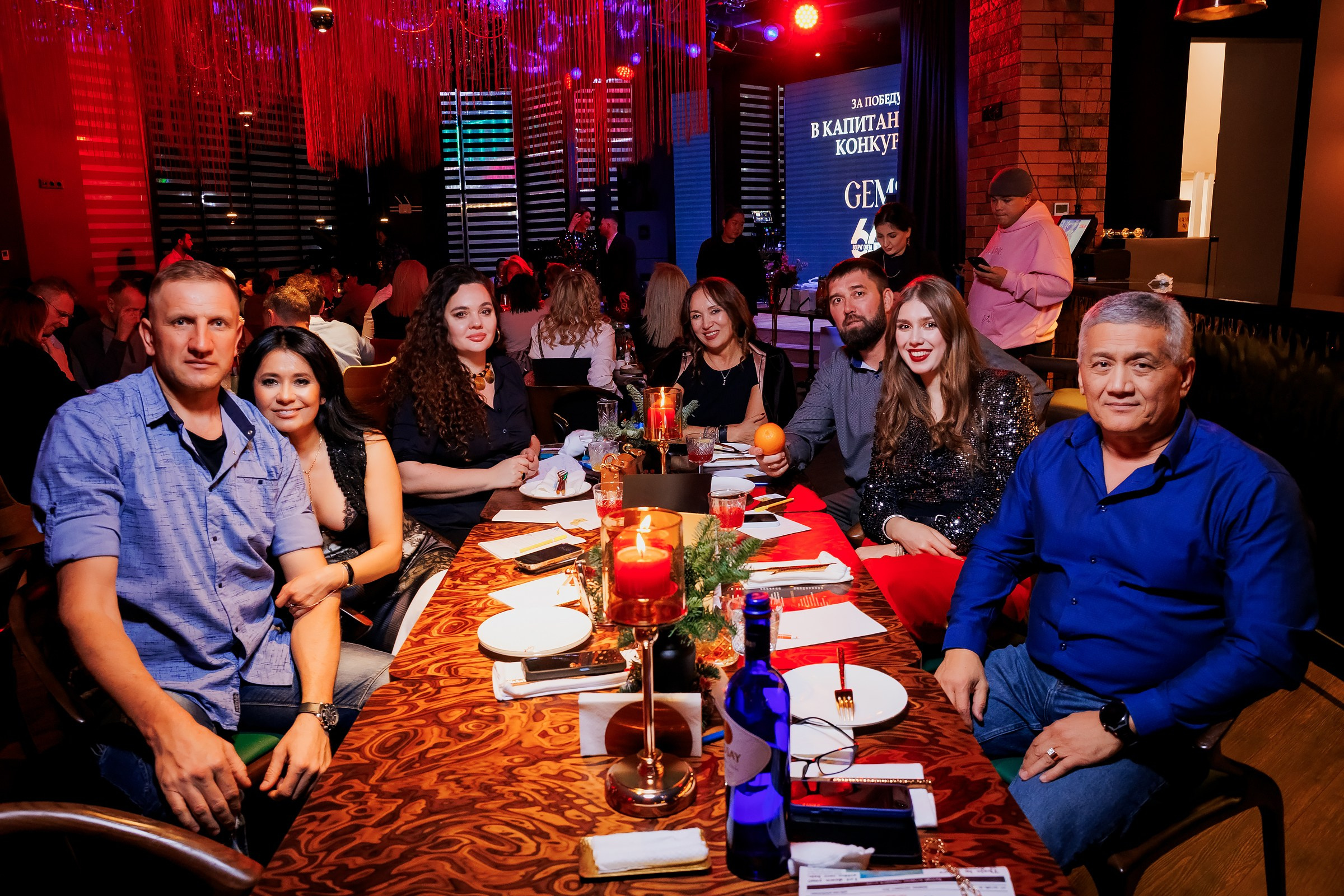 Вокруг Света за 60 Секунд-Sunset Meat Restaurant. Репортажный фотограф в Алматы Каюпов Сержан