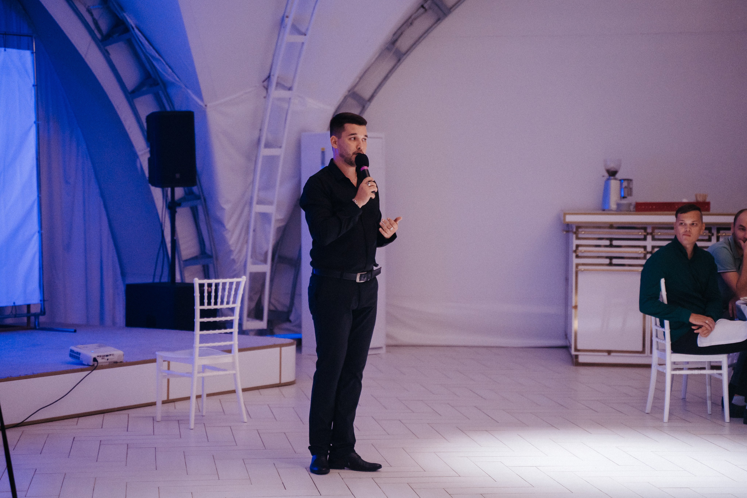 Ави Центр. Свадебный фотограф в Симферополе