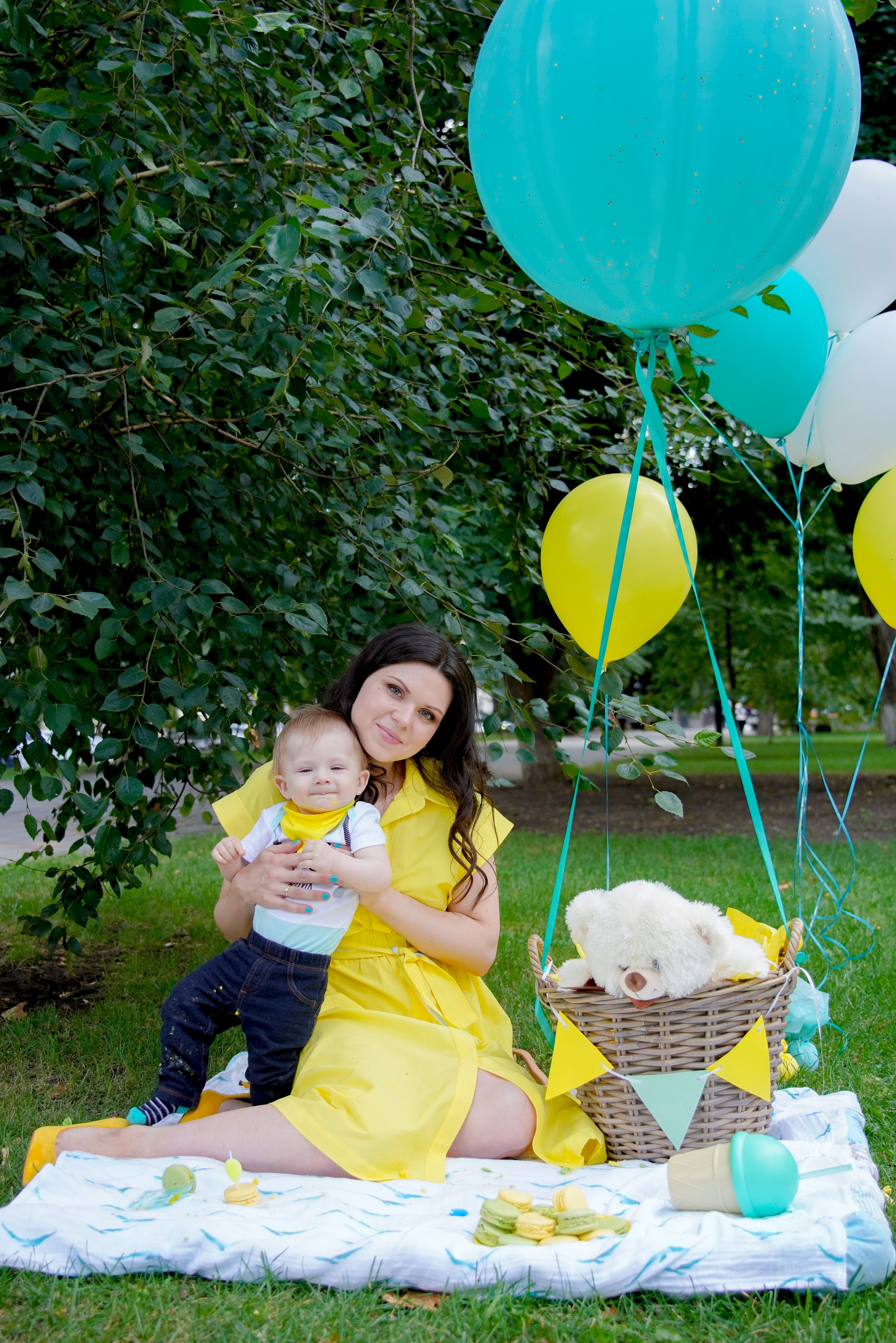 1 год)). Max Matvich and Victoria Basova are professionals in their field