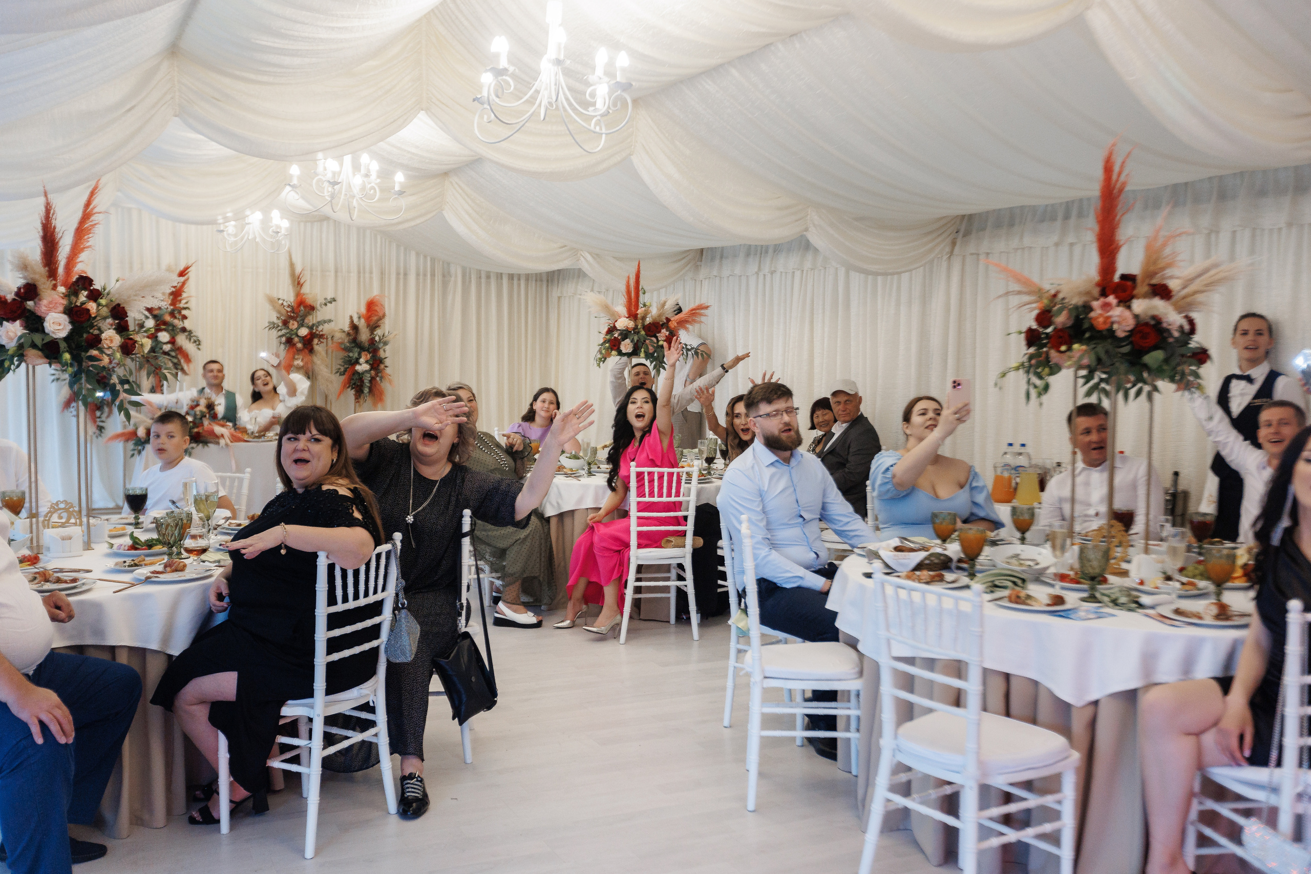 Южная терраса с бордовыми акцентами. Анонс свадьбы Анастасии и Ивана. Свадебный фотограф в Крыму и Севастополе Ольга Баскакова