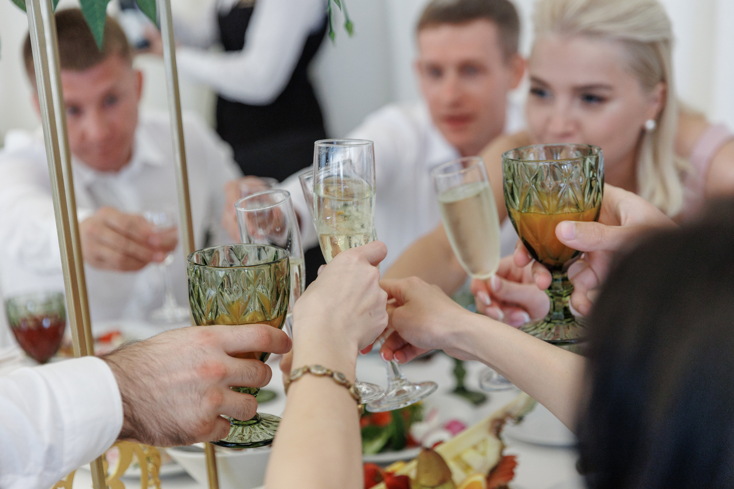 Южная терраса с бордовыми акцентами. Анонс свадьбы Анастасии и Ивана. Свадебный фотограф в Крыму и Севастополе Ольга Баскакова