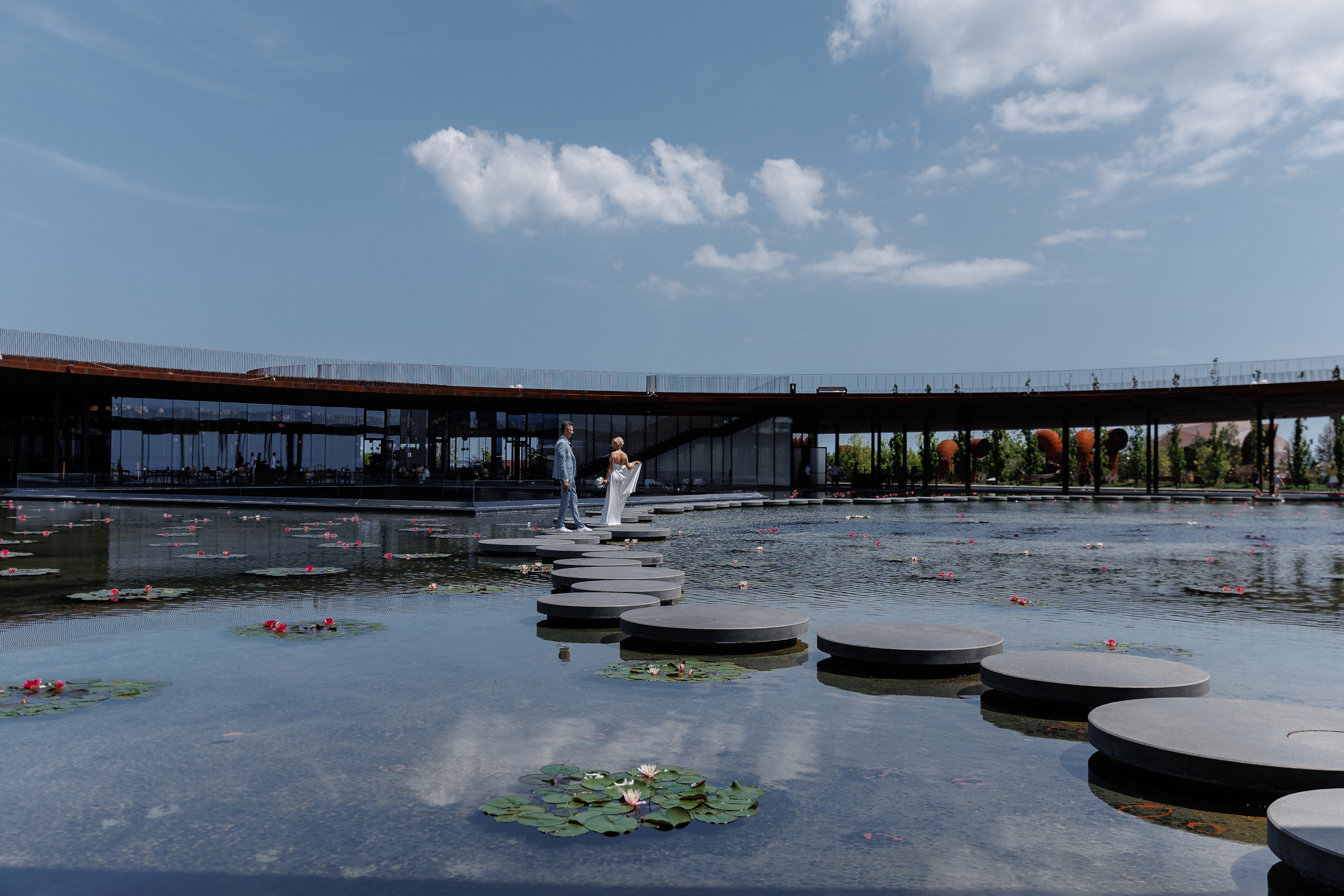 Ялта и Винный парк. Анонс свадьбы Дмитрия и Анны. Свадебный фотограф в Крыму и Севастополе Ольга Баскакова