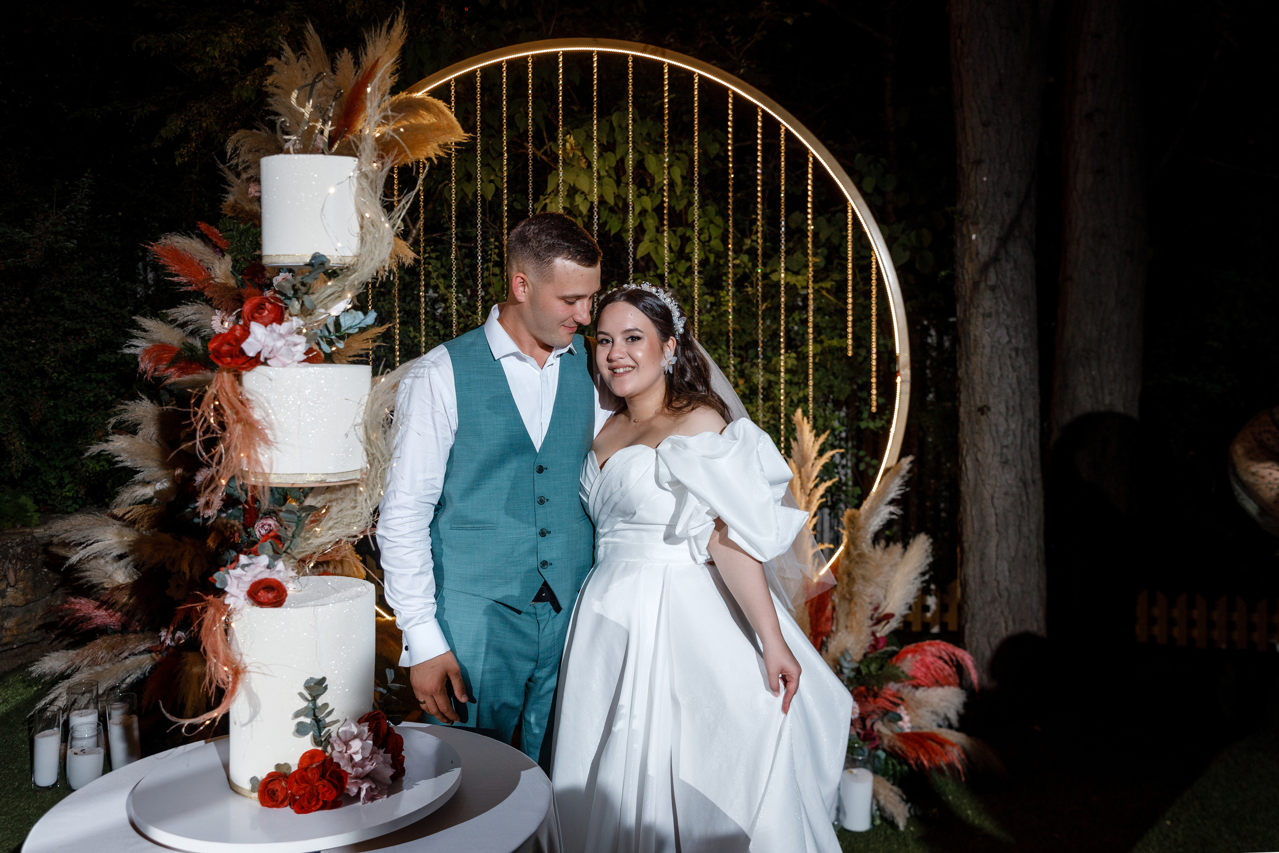 Южная терраса с бордовыми акцентами. Анонс свадьбы Анастасии и Ивана. Свадебный фотограф в Крыму и Севастополе Ольга Баскакова