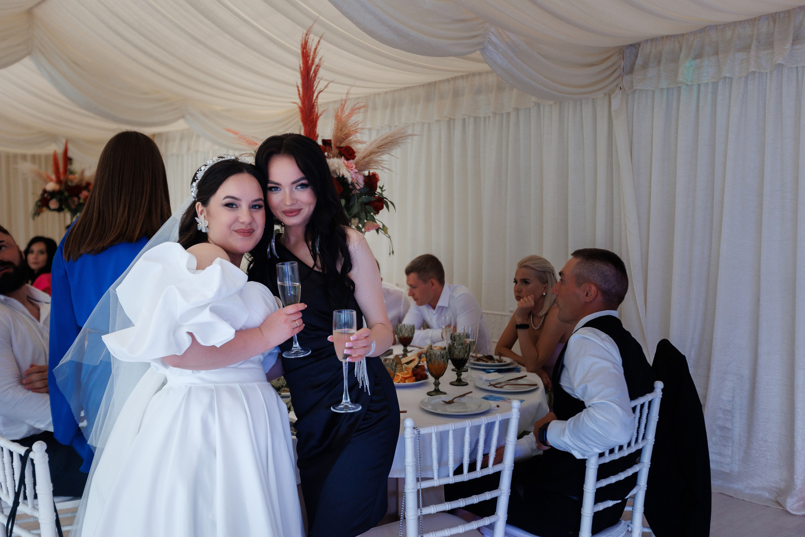 Южная терраса с бордовыми акцентами. Анонс свадьбы Анастасии и Ивана. Свадебный фотограф в Крыму и Севастополе Ольга Баскакова