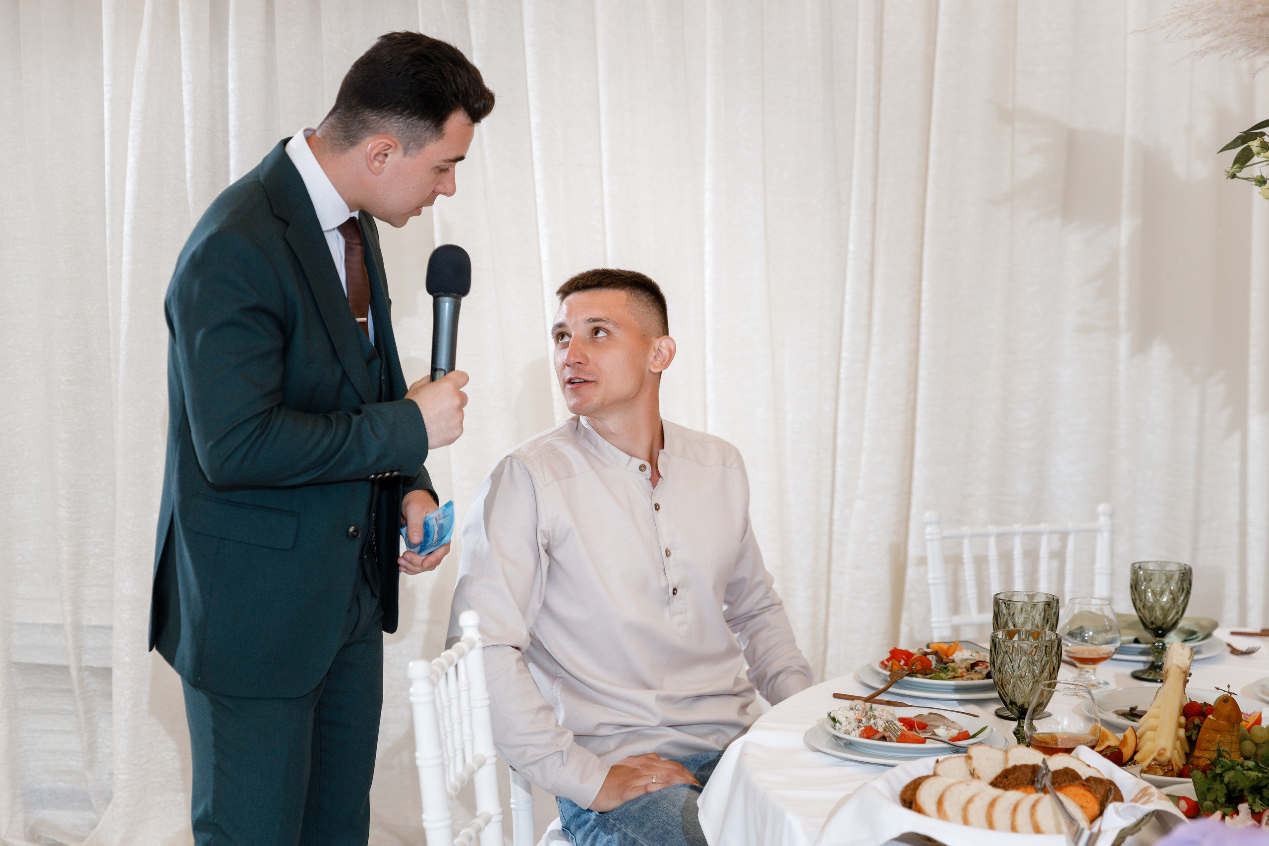 Южная терраса с бордовыми акцентами. Анонс свадьбы Анастасии и Ивана. Свадебный фотограф в Крыму и Севастополе Ольга Баскакова