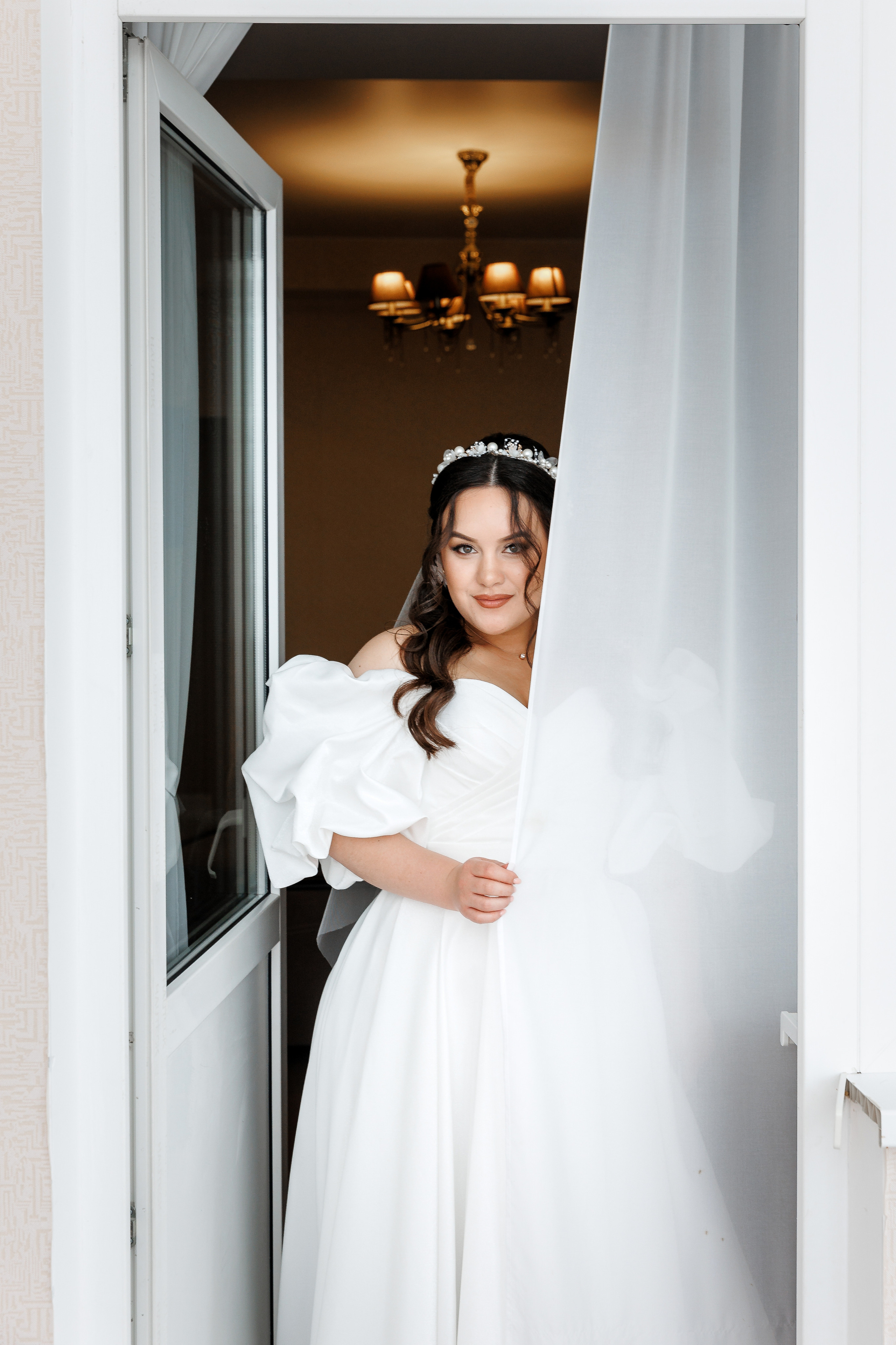 Южная терраса с бордовыми акцентами. Анонс свадьбы Анастасии и Ивана. Свадебный фотограф в Крыму и Севастополе Ольга Баскакова