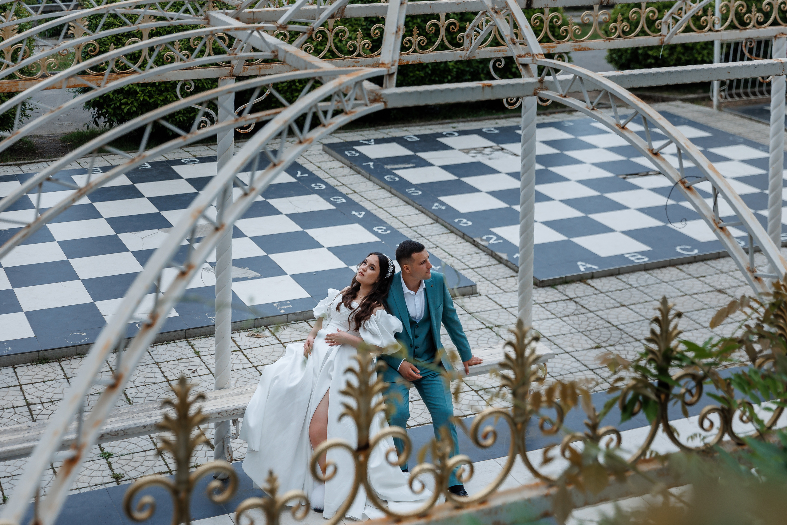 Южная терраса с бордовыми акцентами. Анонс свадьбы Анастасии и Ивана. Свадебный фотограф в Крыму и Севастополе Ольга Баскакова