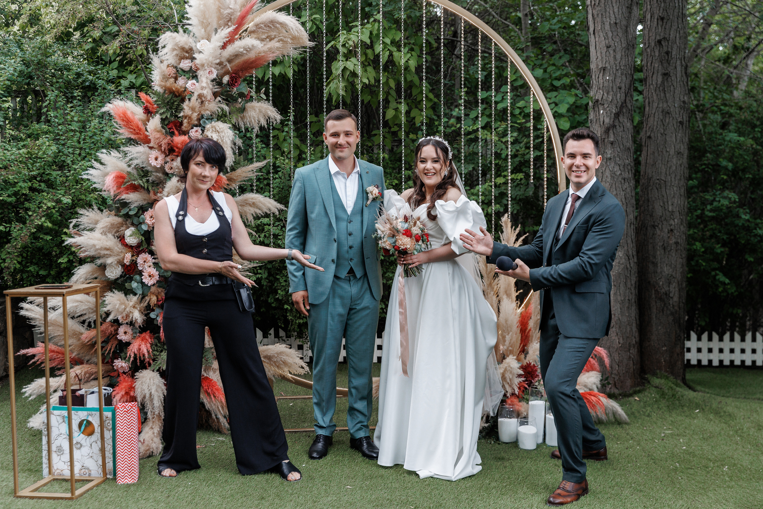 Южная терраса с бордовыми акцентами. Анонс свадьбы Анастасии и Ивана. Свадебный фотограф в Крыму и Севастополе Ольга Баскакова