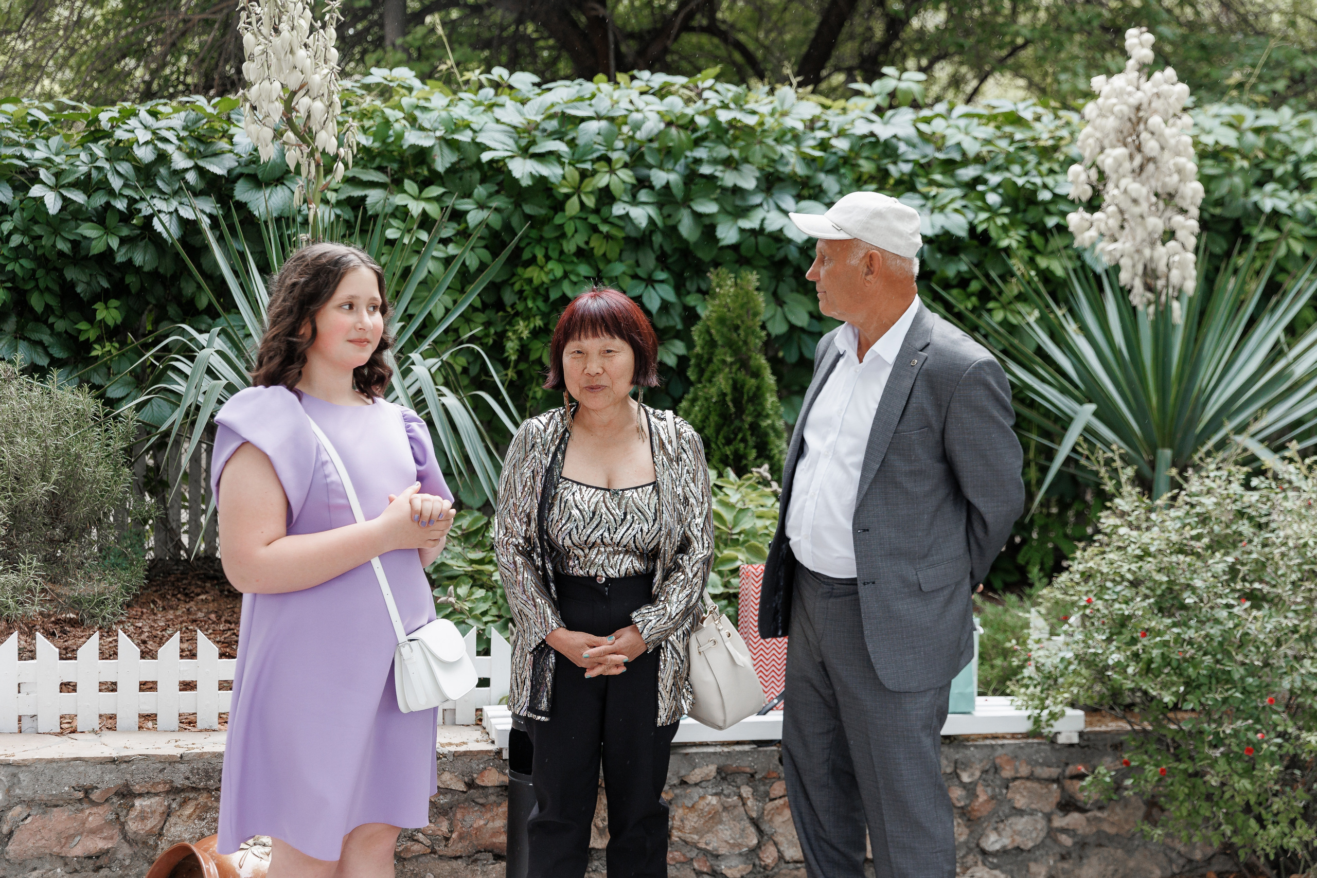 Южная терраса с бордовыми акцентами. Анонс свадьбы Анастасии и Ивана. Свадебный фотограф в Крыму и Севастополе Ольга Баскакова