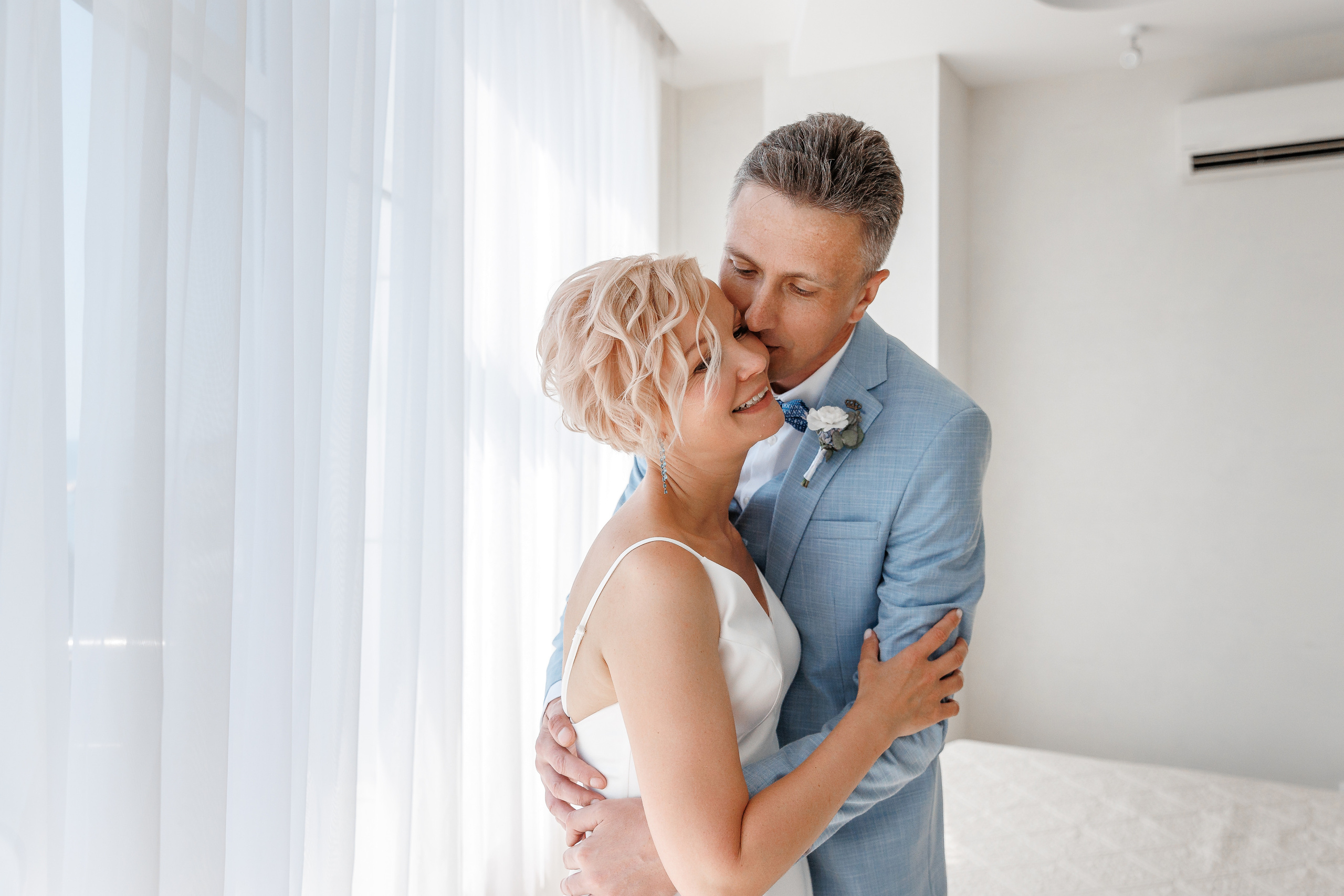 Ялта и Винный парк. Анонс свадьбы Дмитрия и Анны. Свадебный фотограф в Крыму и Севастополе Ольга Баскакова