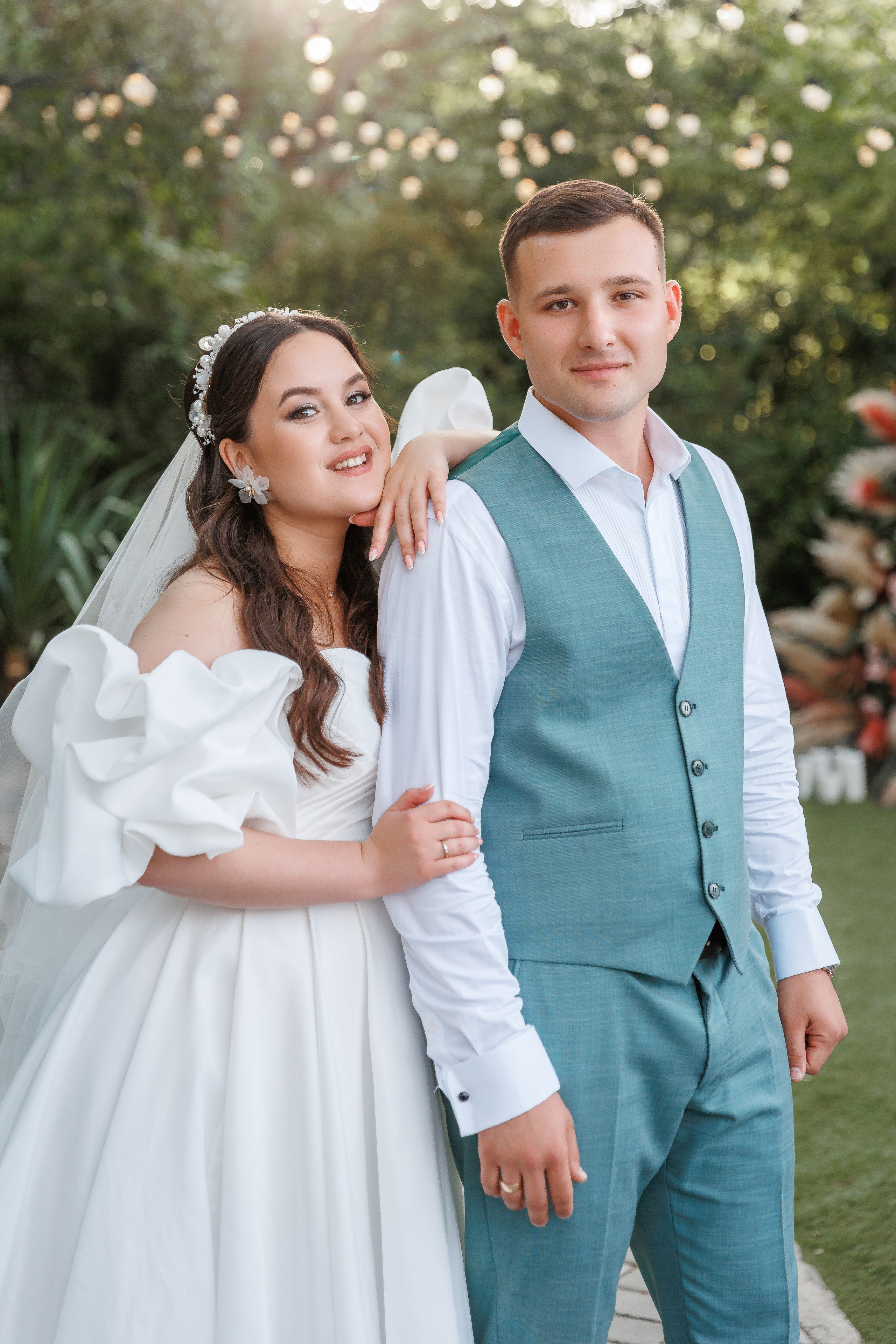 Южная терраса с бордовыми акцентами. Анонс свадьбы Анастасии и Ивана. Свадебный фотограф в Крыму и Севастополе Ольга Баскакова