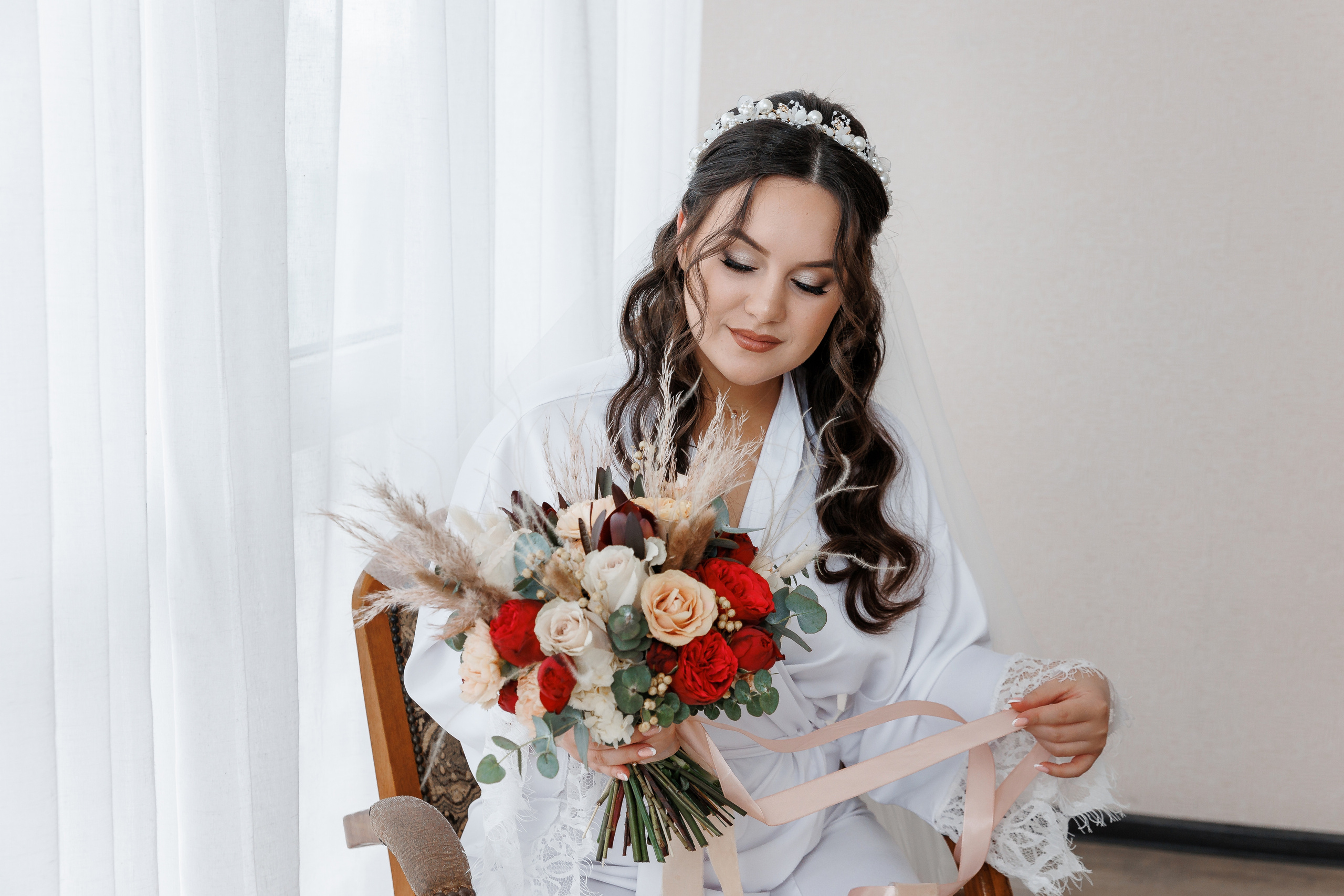 Южная терраса с бордовыми акцентами. Анонс свадьбы Анастасии и Ивана. Свадебный фотограф в Крыму и Севастополе Ольга Баскакова