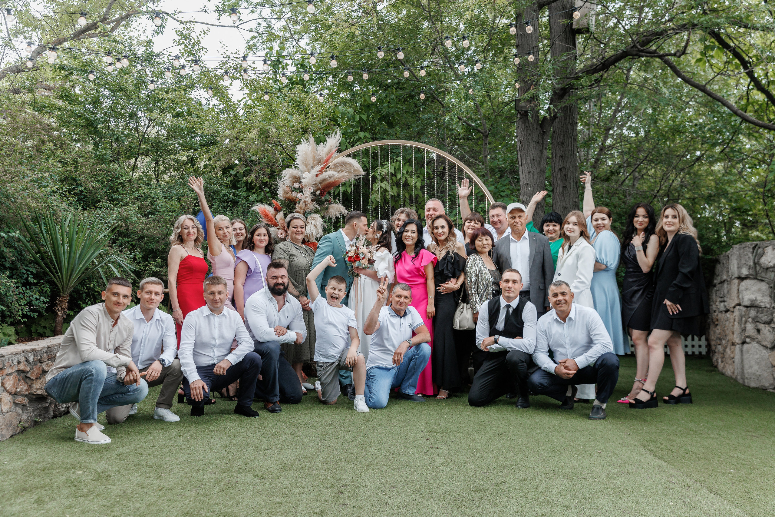 Южная терраса с бордовыми акцентами. Анонс свадьбы Анастасии и Ивана. Свадебный фотограф в Крыму и Севастополе Ольга Баскакова