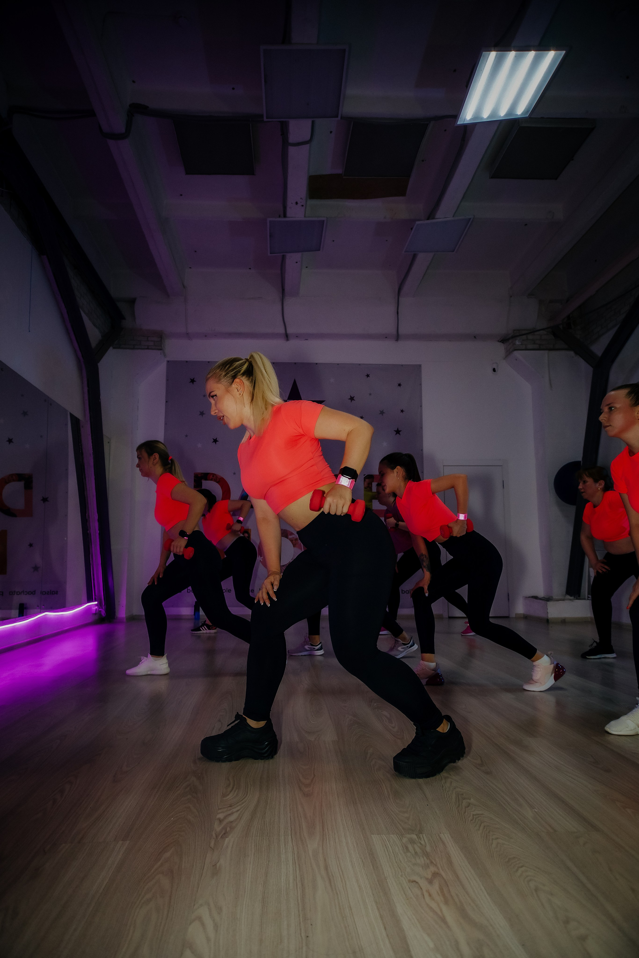 Съемки тренировок для сети студий Jumping Fitness. Ирина Тихонова — фотограф для детей и коллективов в Москве