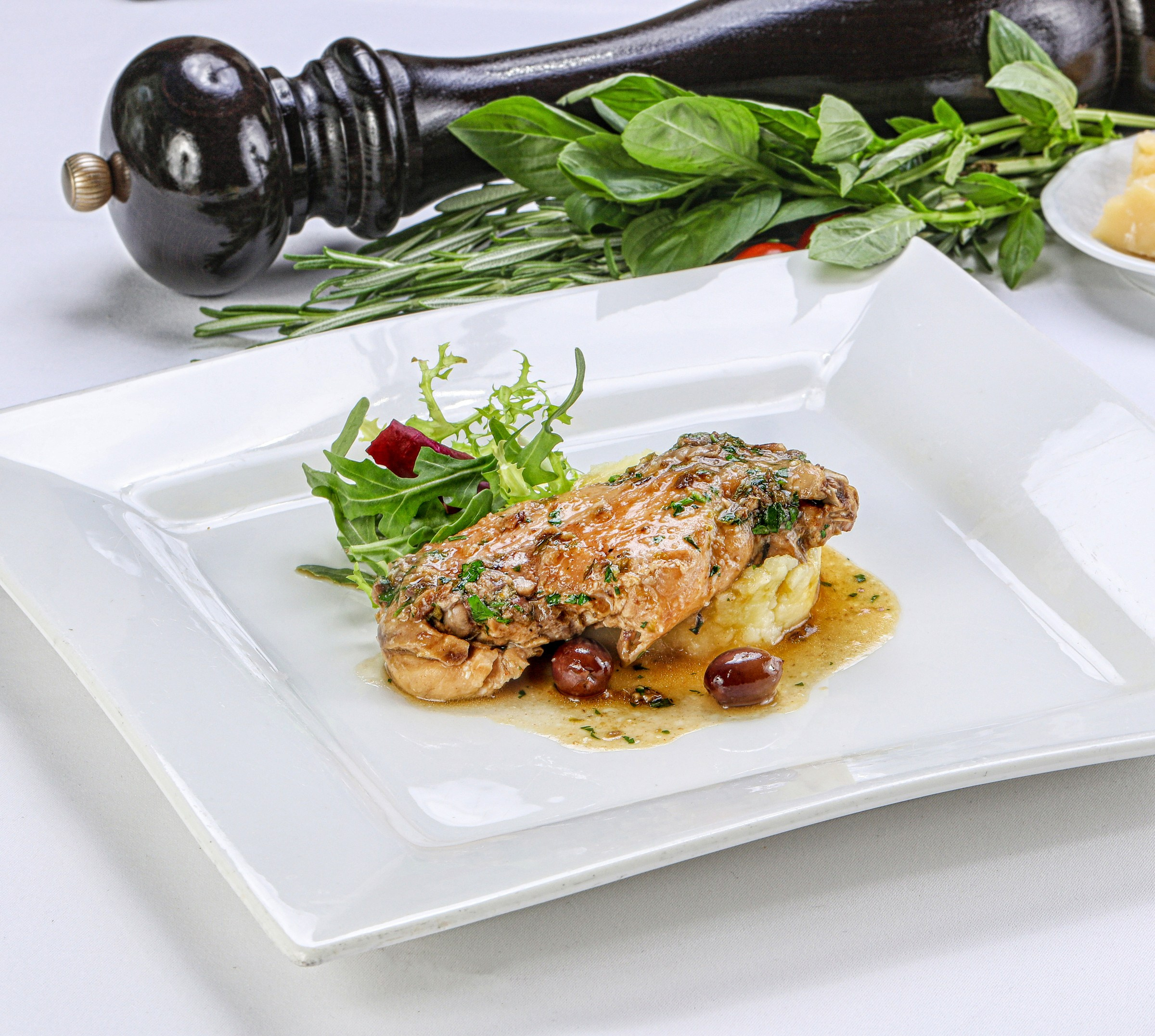 Фотосъемка блюд европейской кухни. Заказ по тел.: +7 (906) 006-90-22. Фуд-фотограф Андрей Старостин — съемка еды в Москве. 9000 руб. в час