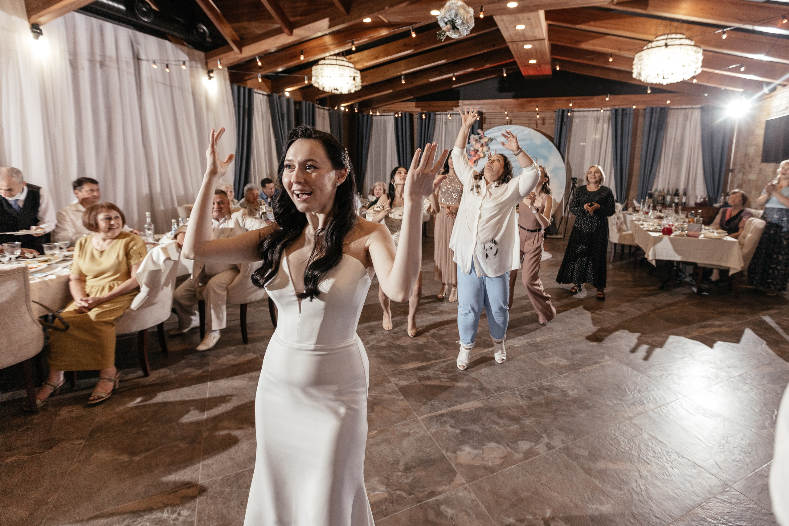 Свадебный фотограф Уфа — Руслан ГабдлисламовЖивые эмоции, красивые кадры, воспоминания на всю жизнь.Работаю по всей Республике Башкортоста. Свадебный фотограф Уфа Руслан Габдлисламов