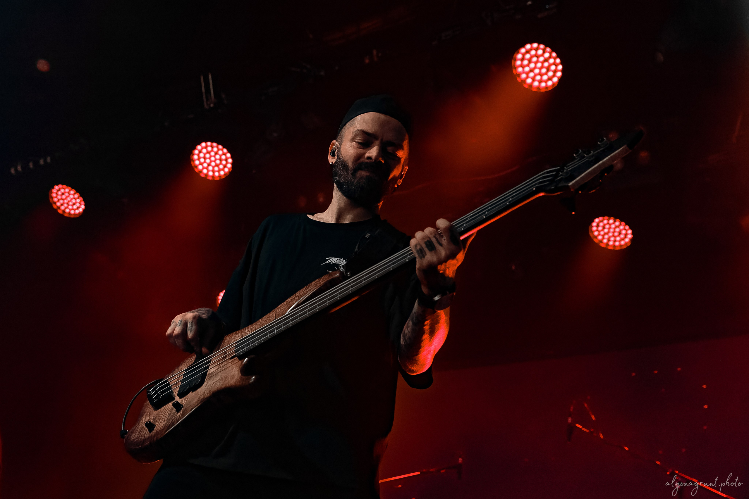 Таймсквер, фоторепортаж, СПБ, Космонавт, 14.11.2025. Алена Адрианова: фотограф в Санкт-Петербурге