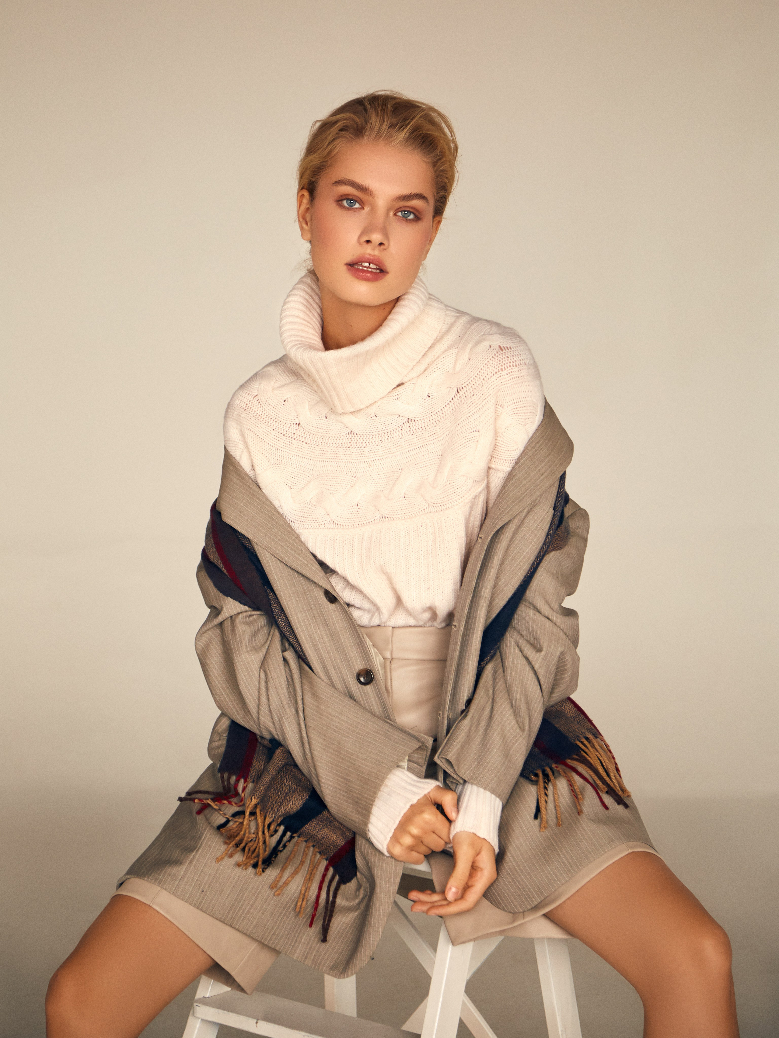 L'Officiel Lithuania. Профессиональный фотограф Федотова Арина