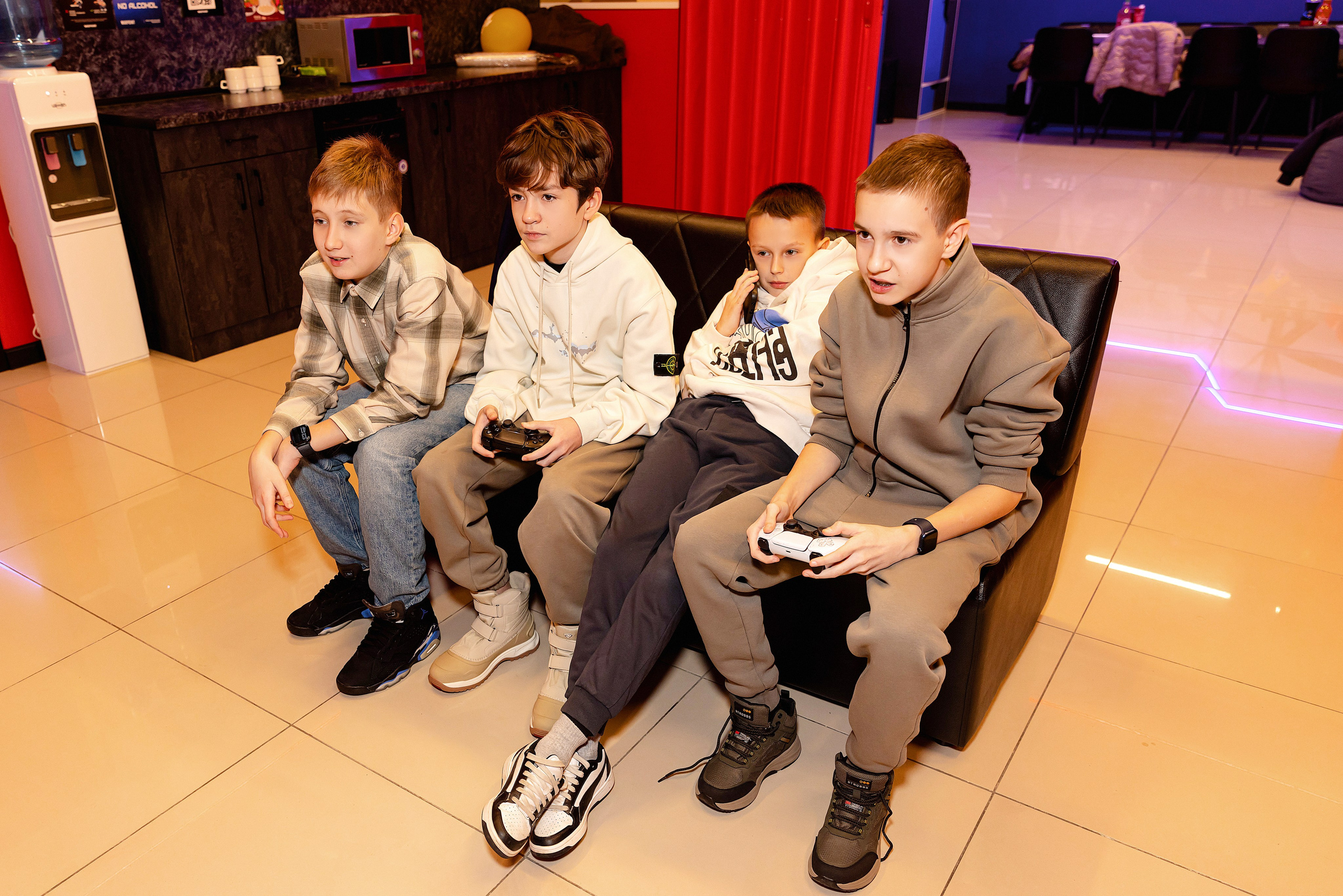 Новый год в СБС Лицей № 4 6 класс. Фотограф и Видеограф в Краснодаре Юлия Солодченко