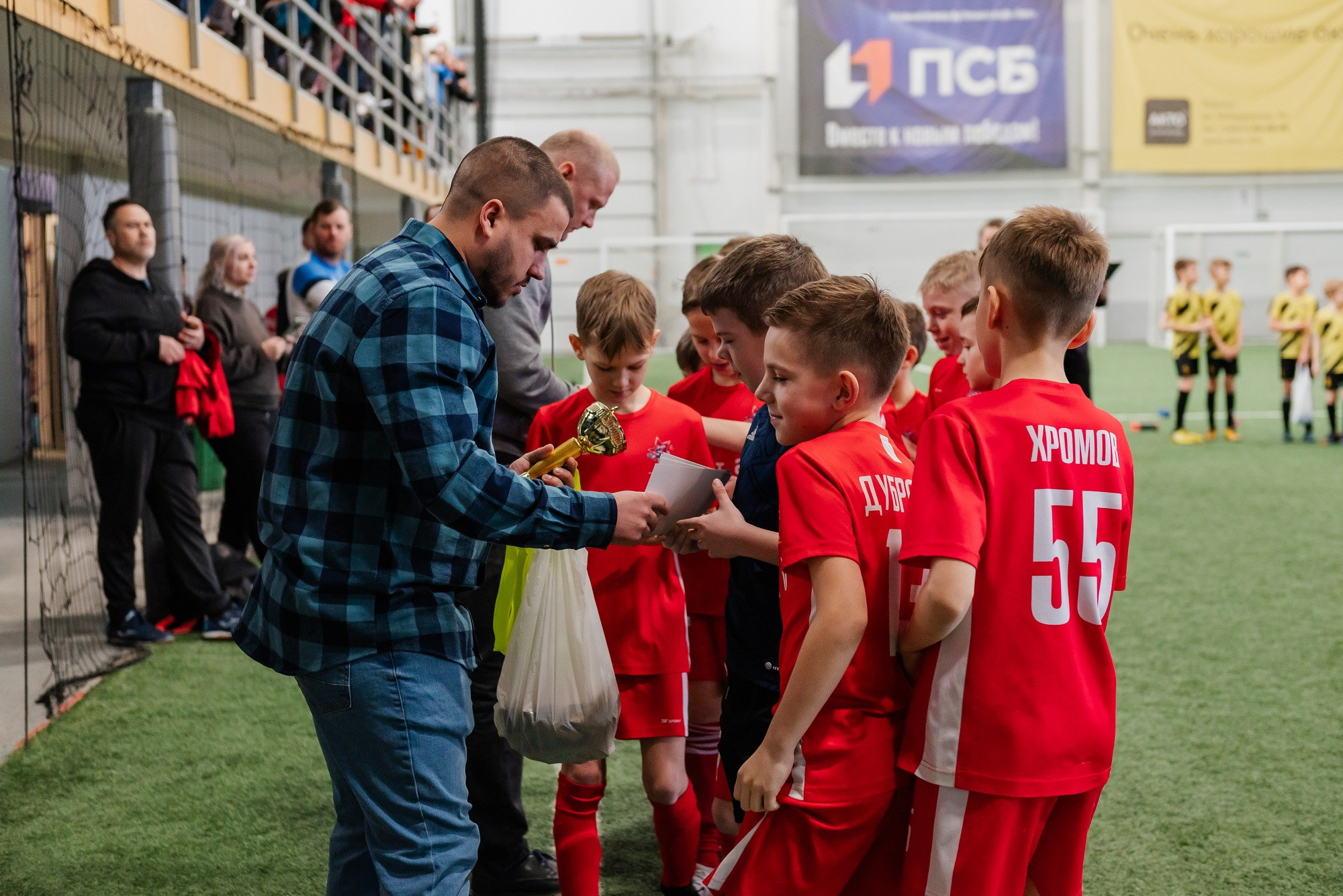 Детский турнир по футболу KAMILOV CUP-2024. Свадебный и репортажный фотограф Никита Сницарев в Барнауле