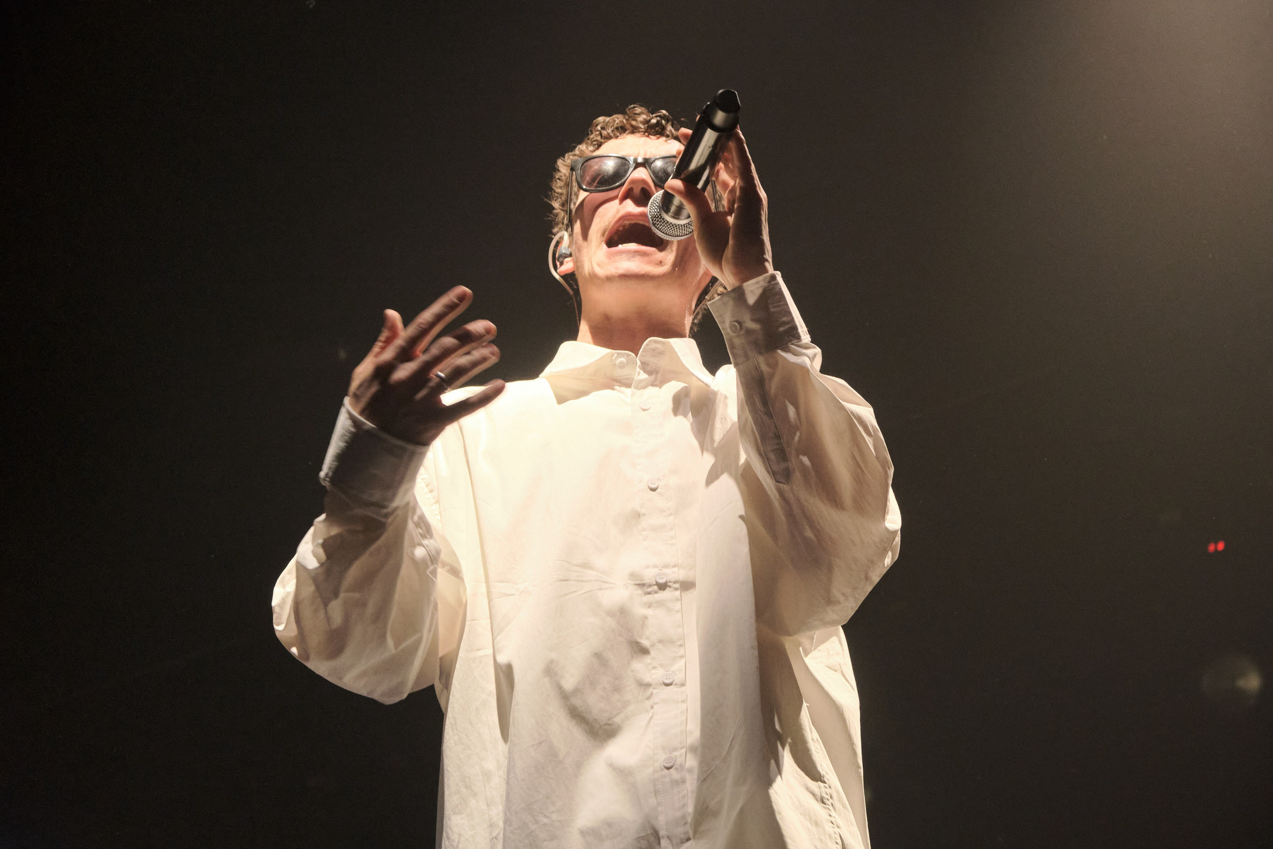 Антоха МС. Фотограф и оператор Сергей Окладников