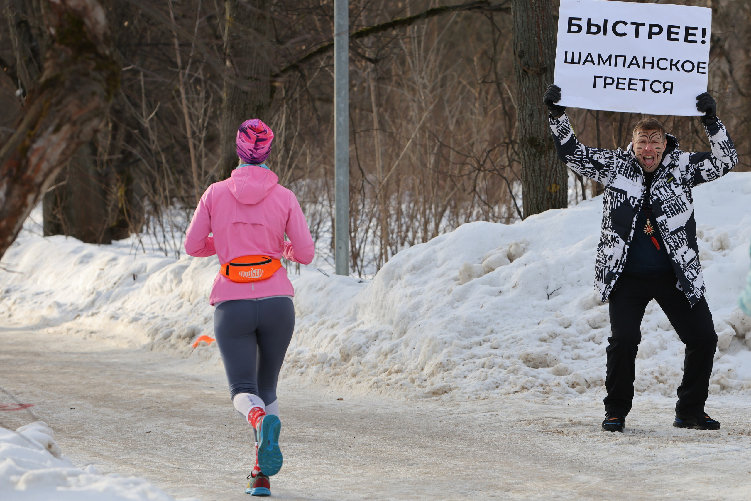 Тушиноги умеют поздравлять — 07.03.26. Фотограф Сергей Ловкий