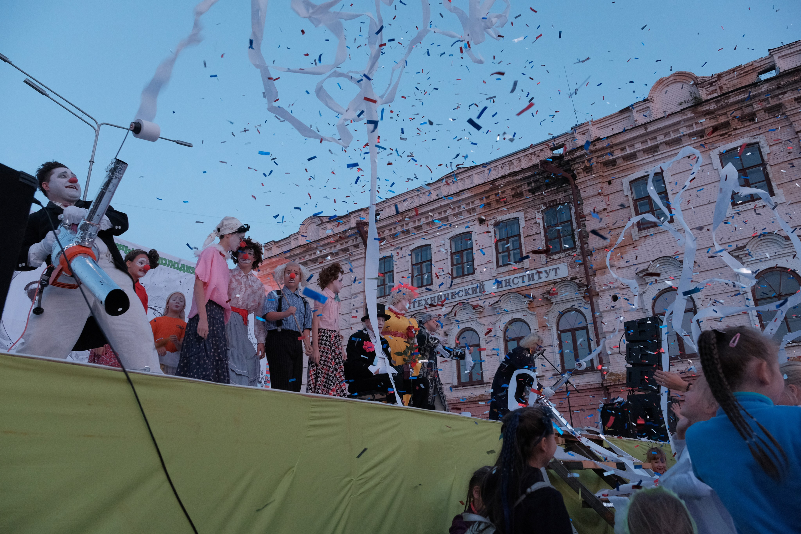 Фестиваль уличных театров «КапустаDay». Сарапул 2019 год. Спортивный репортажный фотограф в Ижевске Сергей Мерзляков