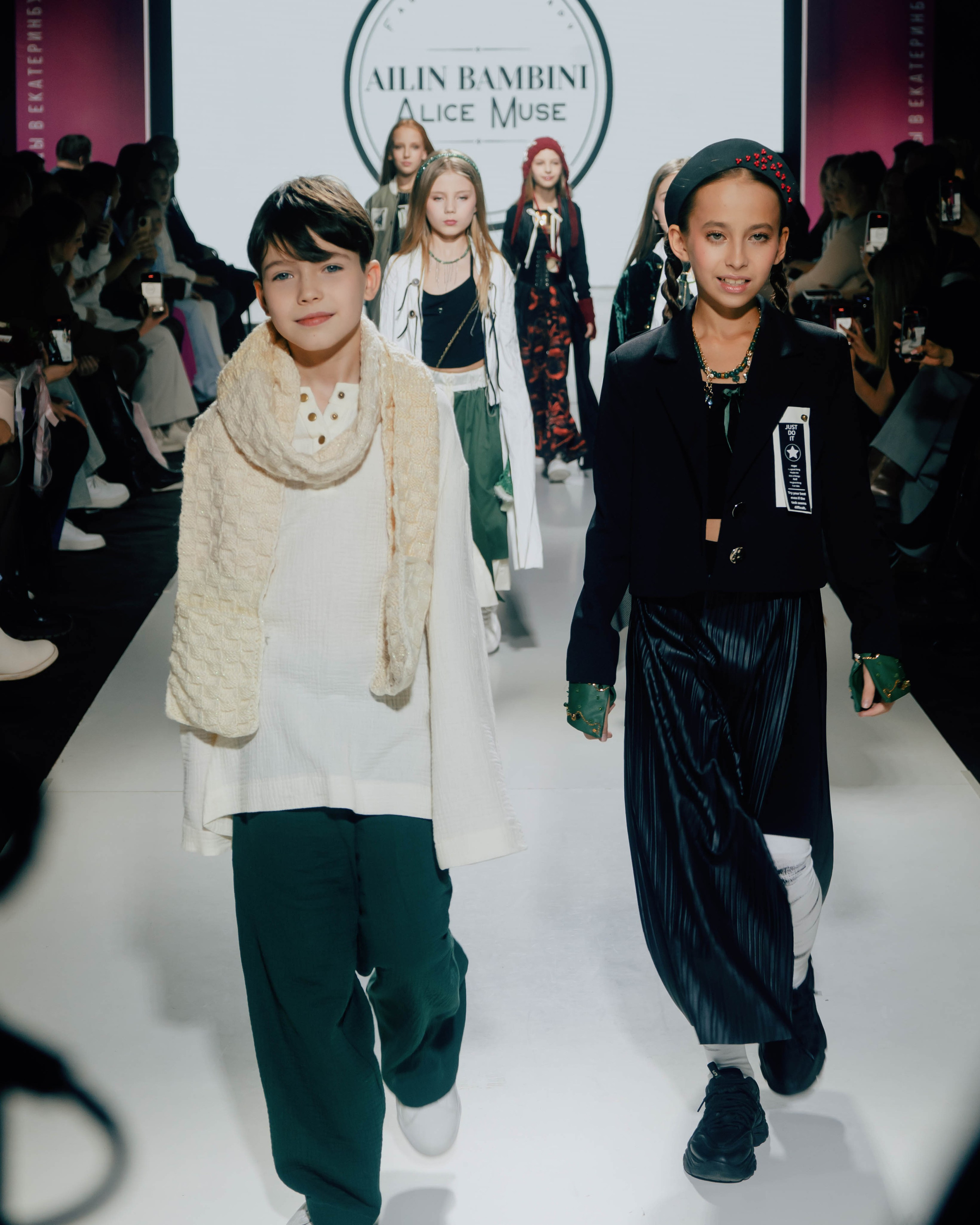 Съёмка fashion-показов и мероприятий в мире моды. Фотограф Екатеринбург для вас или вашего бренда