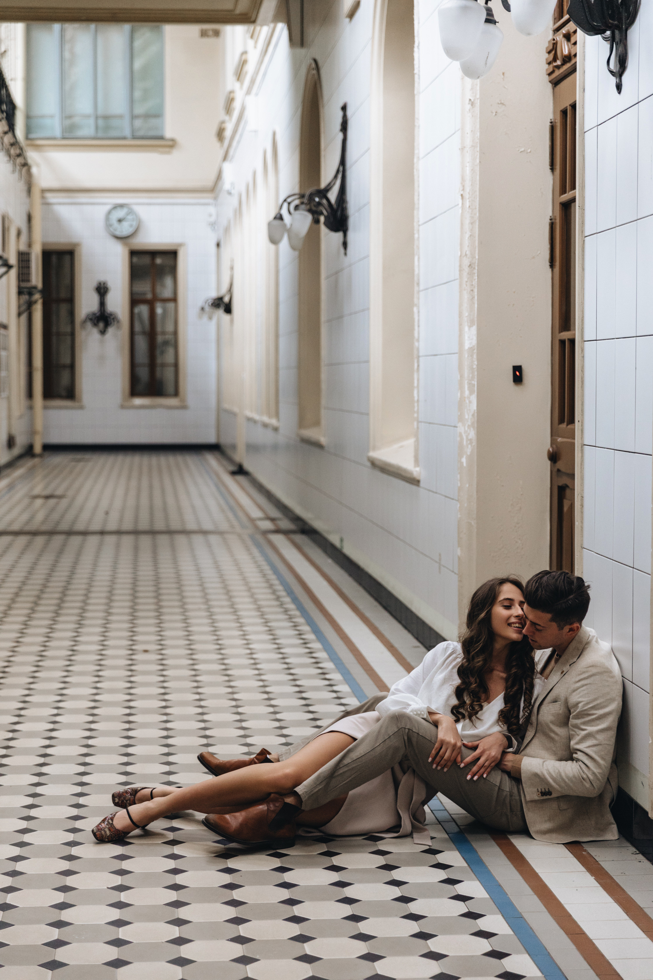 Лавстори на Витебском вокзале. Свадебный фотограф и видеограф — Сергей и Дарья