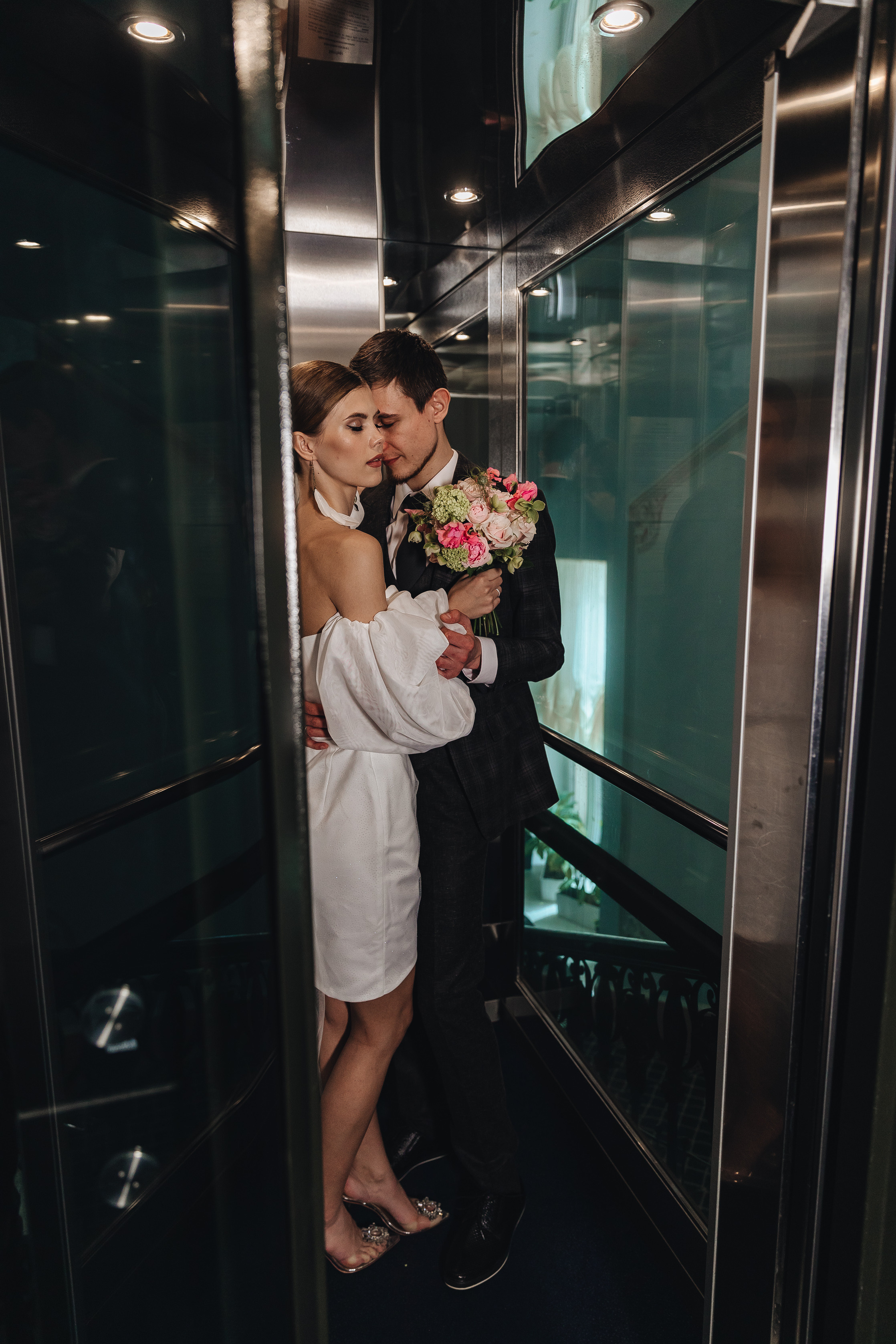 Свадебная фотосессия. Сборы невесты. Утро жениха и невесты. Свадебный фотограф и видеограф — Сергей и Дарья