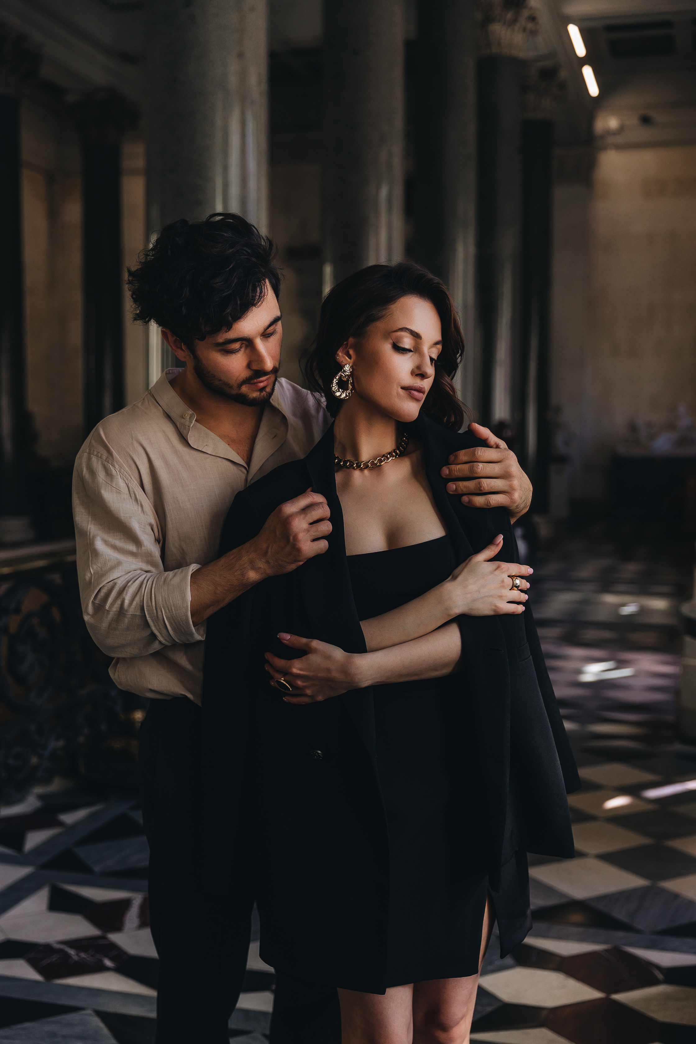 Лав стори в Эрмитаже. Свадьба. Свадебный фотограф. Свадебный фотограф и видеограф — Сергей и Дарья