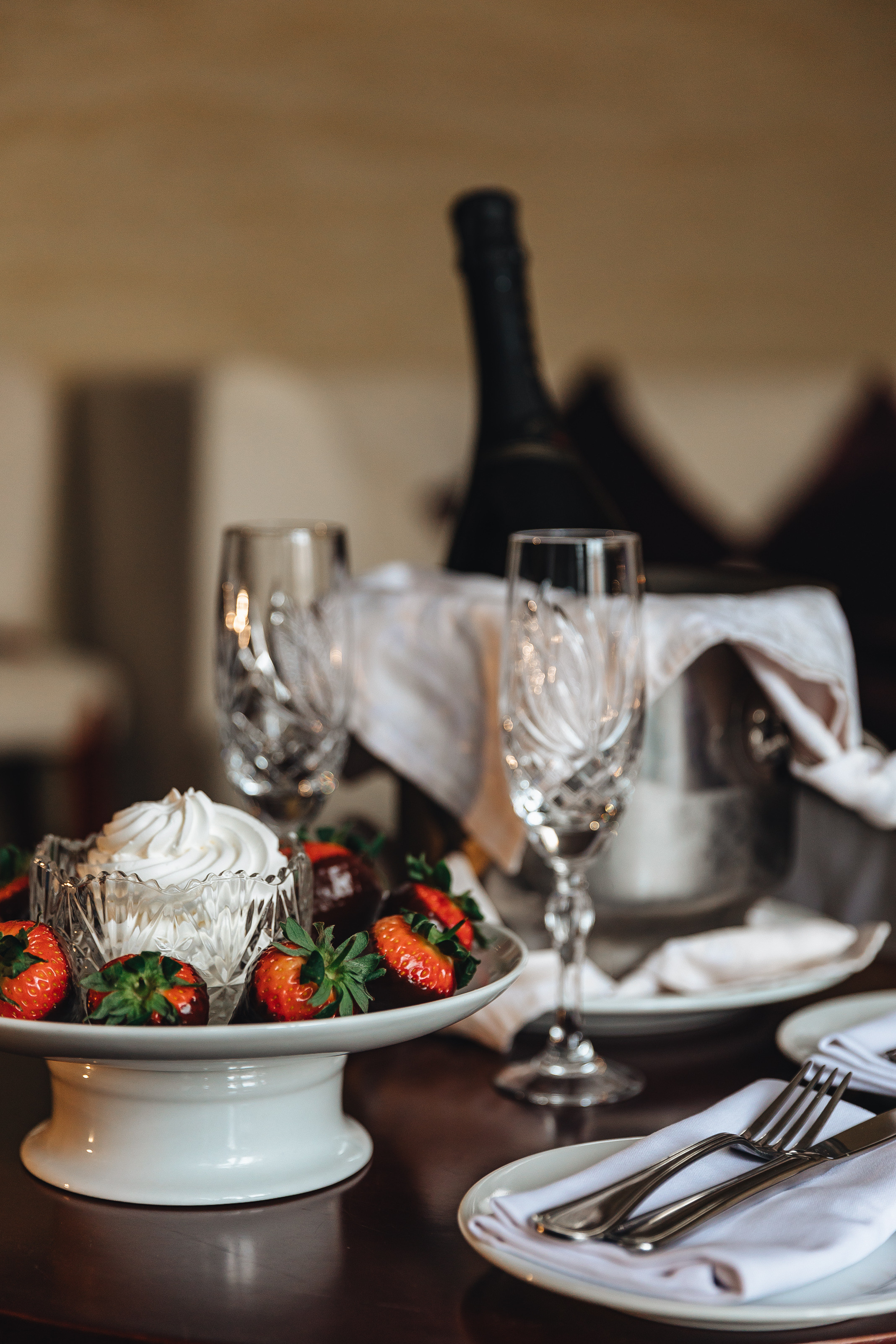 Свадебная фотосессия. Сборы невесты. Утро жениха и невесты. Свадебный фотограф и видеограф — Сергей и Дарья