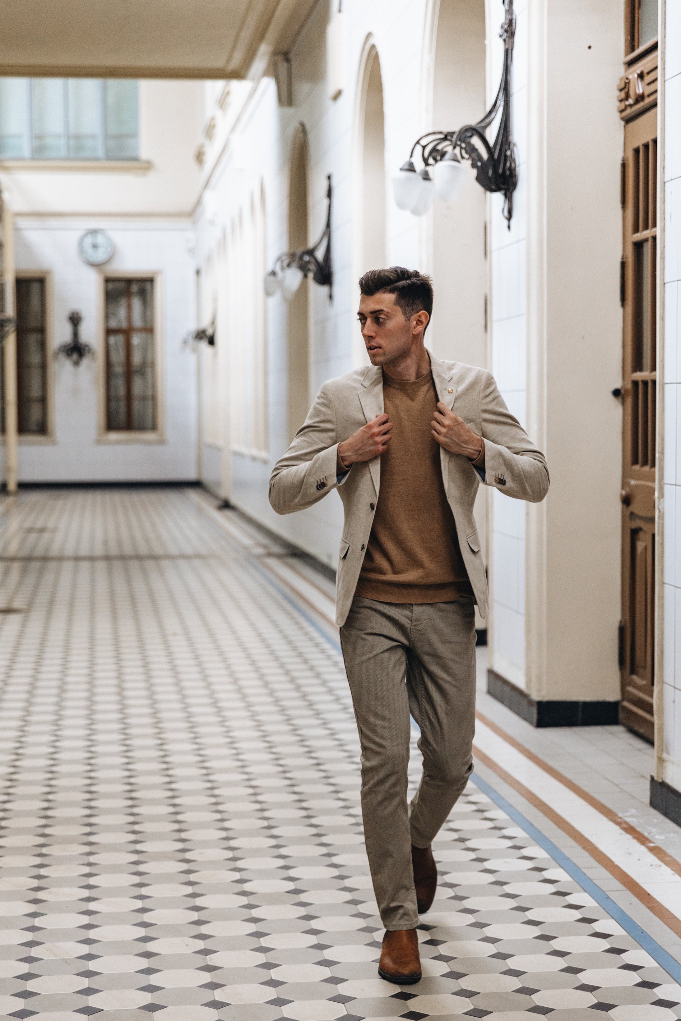 Лавстори на Витебском вокзале. Свадебный фотограф и видеограф — Сергей и Дарья