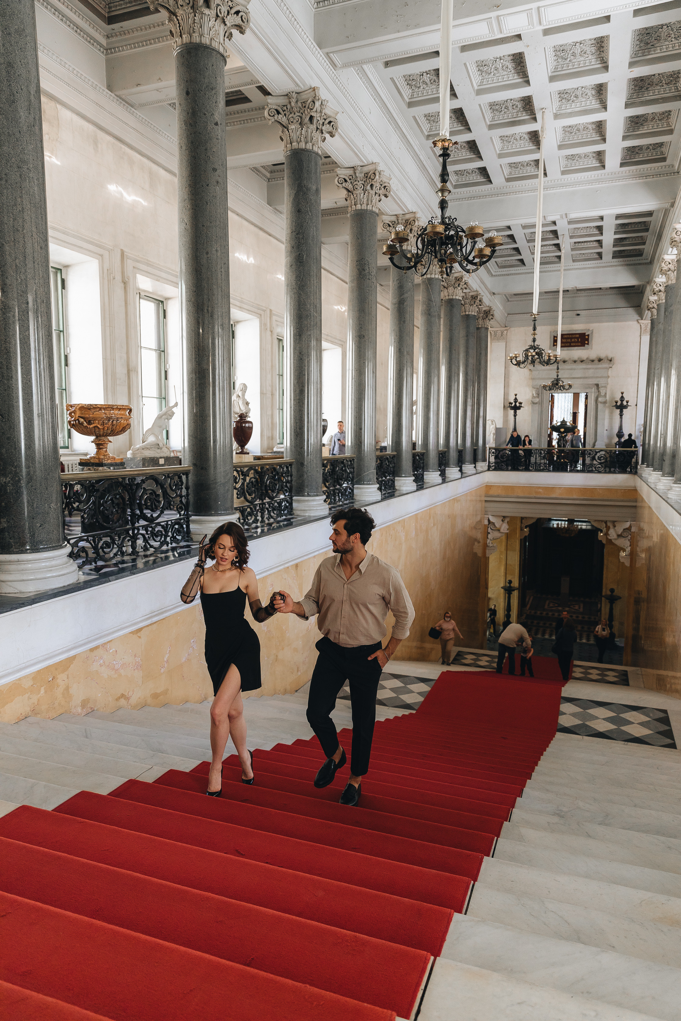 Лав стори в Эрмитаже. Свадьба. Свадебный фотограф. Свадебный фотограф и видеограф — Сергей и Дарья