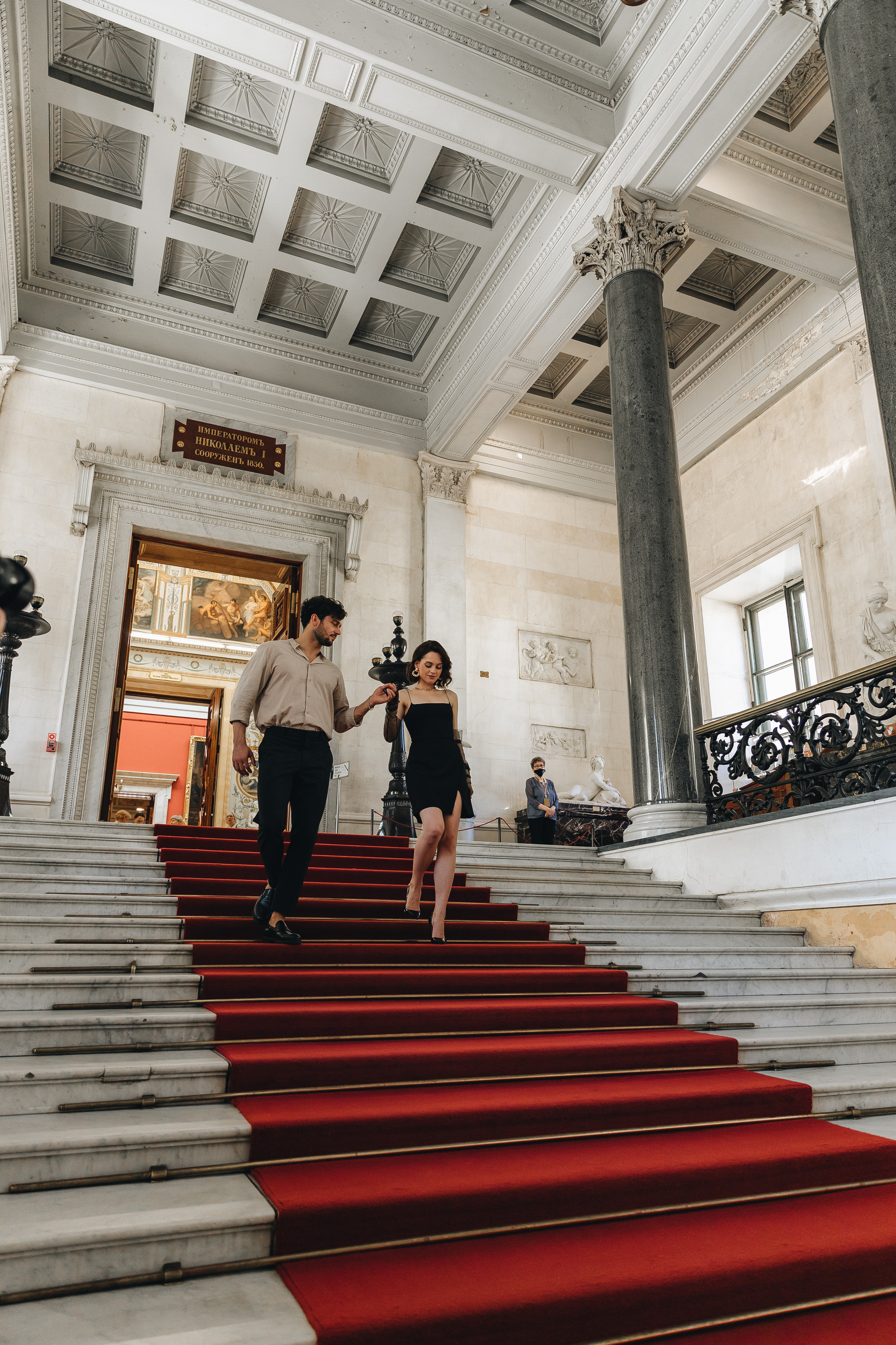 Лав стори в Эрмитаже. Свадьба. Свадебный фотограф. Свадебный фотограф и видеограф — Сергей и Дарья