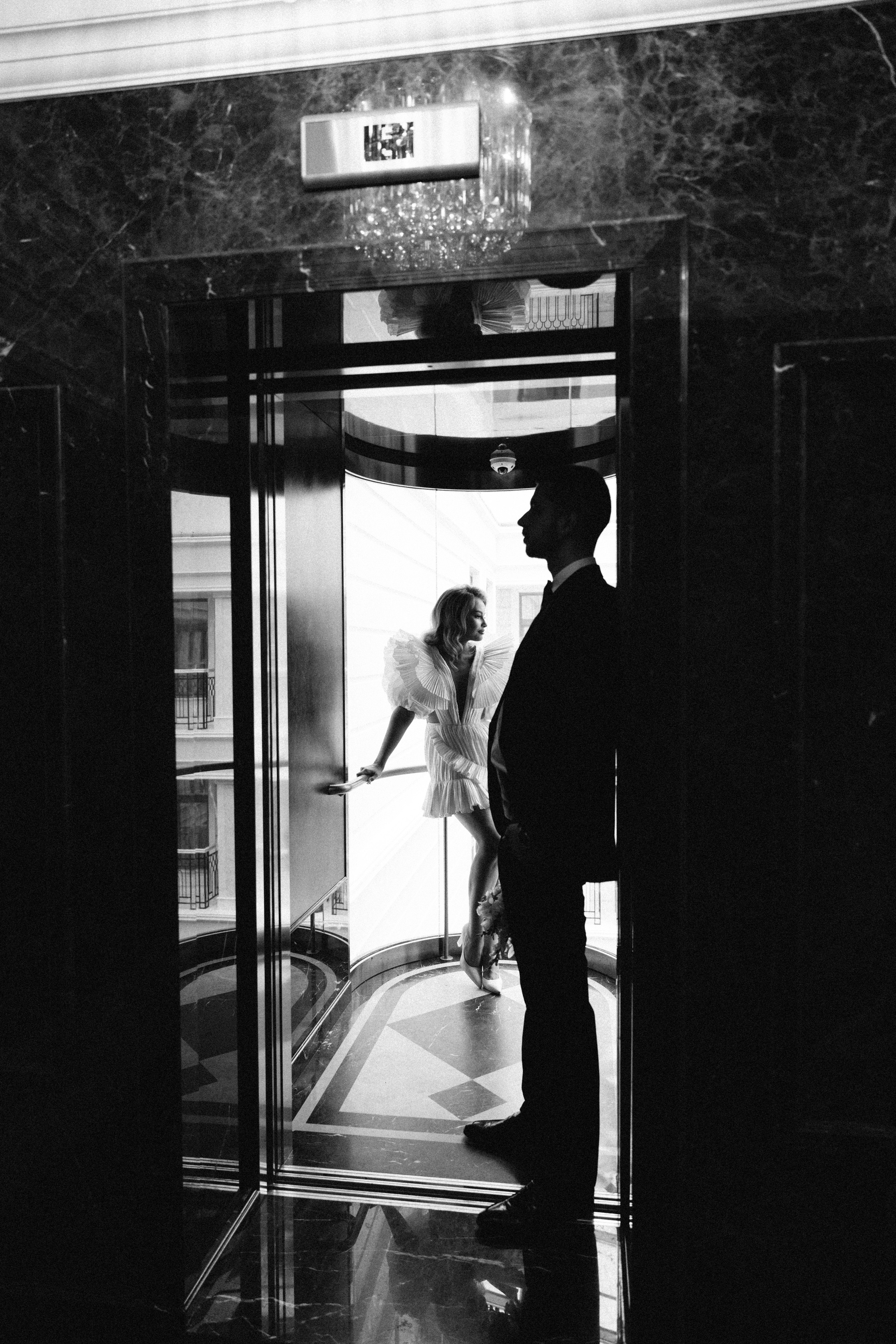 Свадебная фотосессия в отеле Tsar Palace. Свадебный фотограф и видеограф — Сергей и Дарья