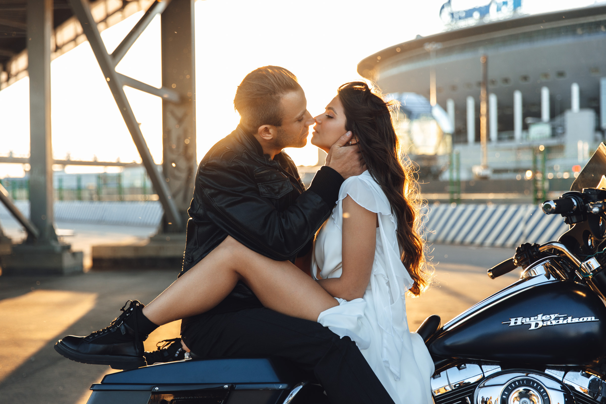 Верхом на Харлее. Свадебный фотограф и видеограф — Сергей и Дарья