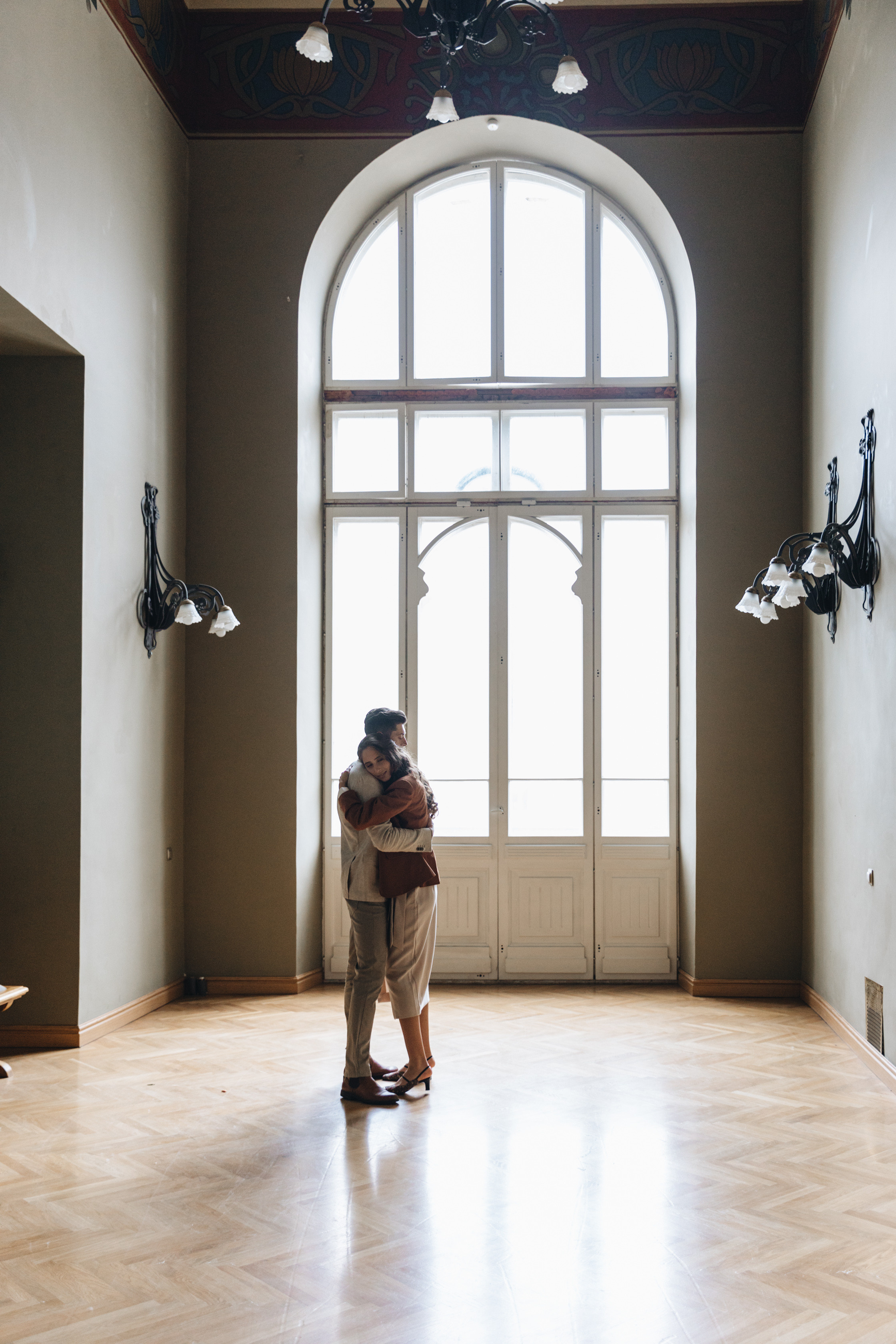 Лавстори на Витебском вокзале. Свадебный фотограф и видеограф — Сергей и Дарья