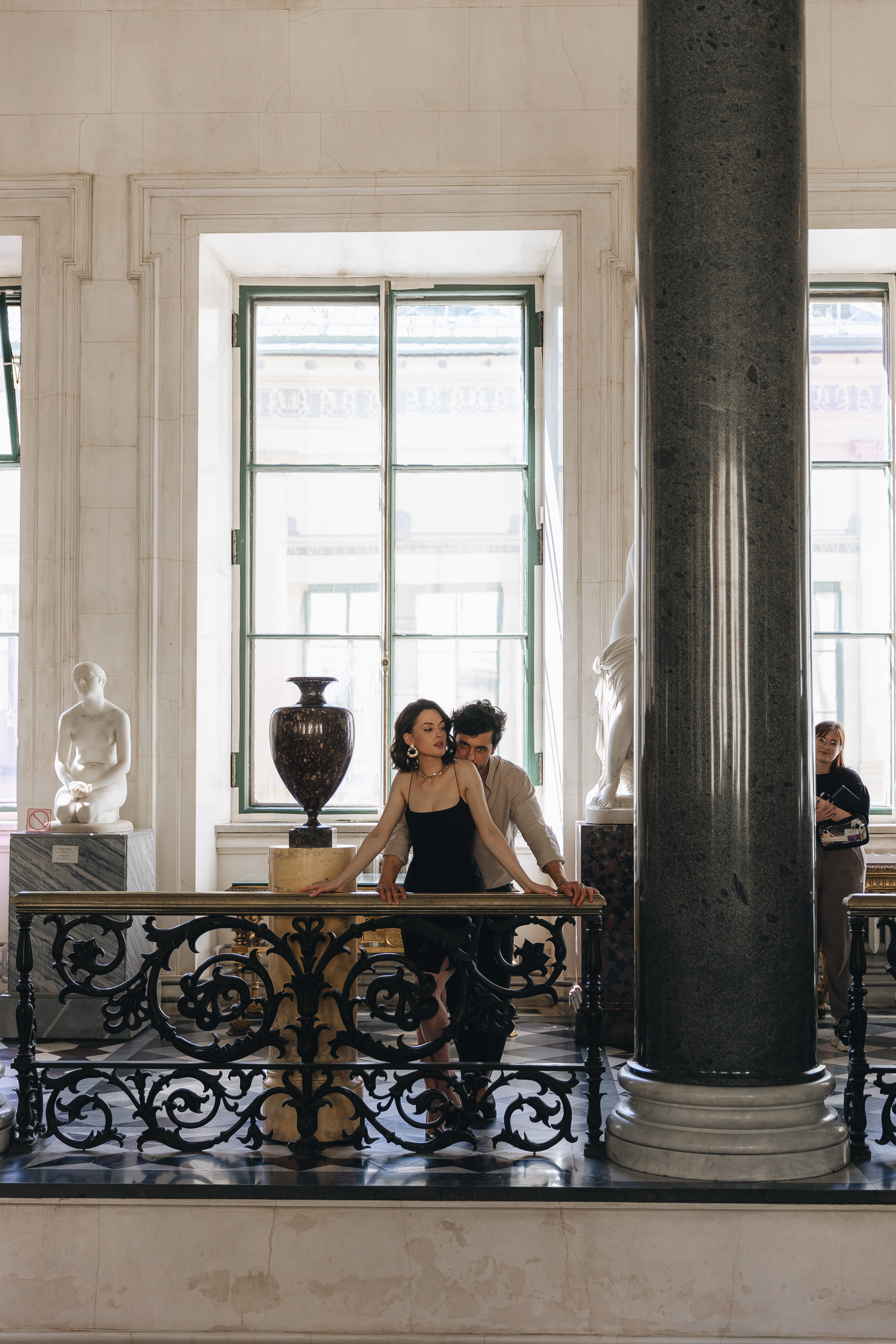 Лав стори в Эрмитаже. Свадьба. Свадебный фотограф. Свадебный фотограф и видеограф — Сергей и Дарья