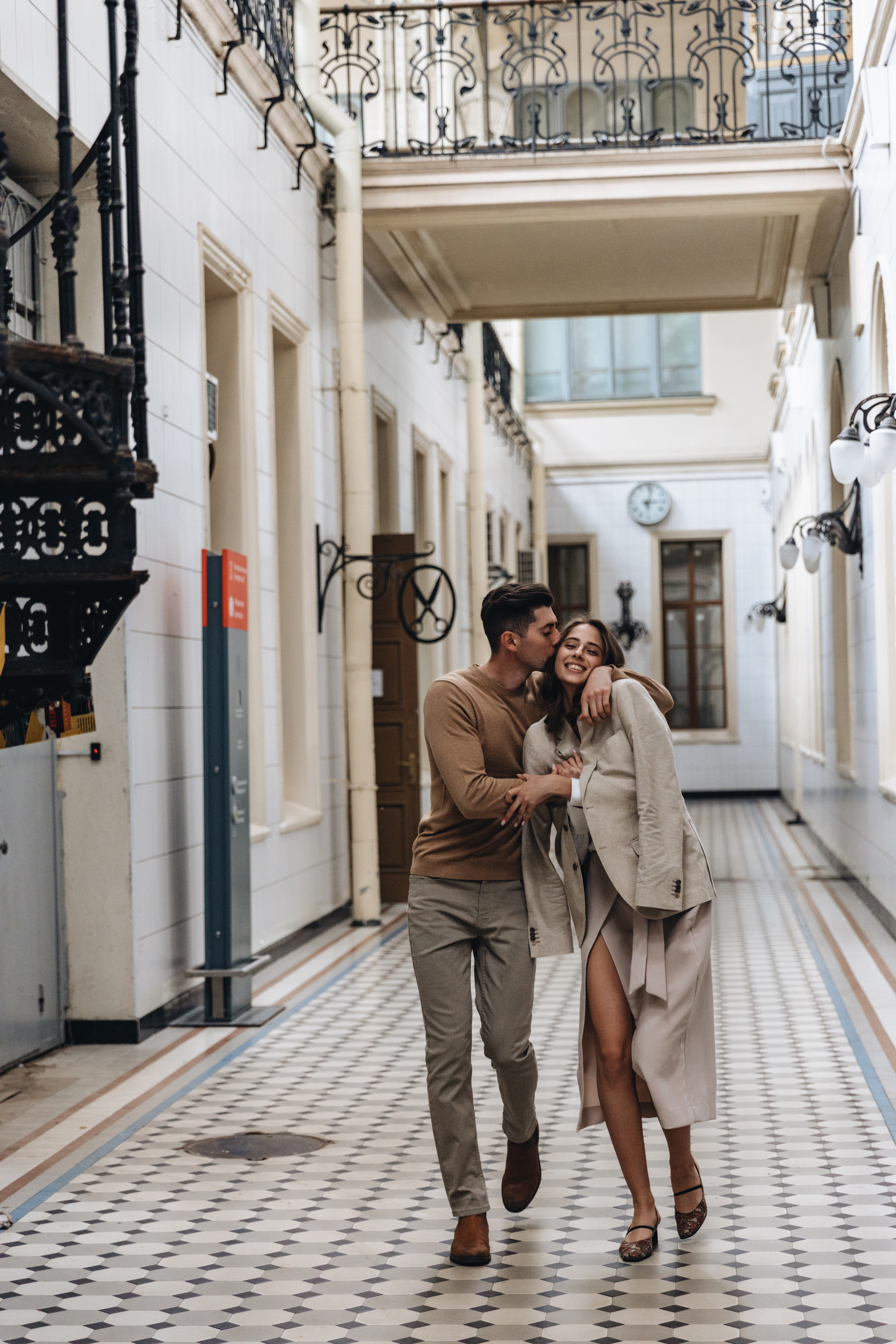 Лавстори на Витебском вокзале. Свадебный фотограф и видеограф — Сергей и Дарья