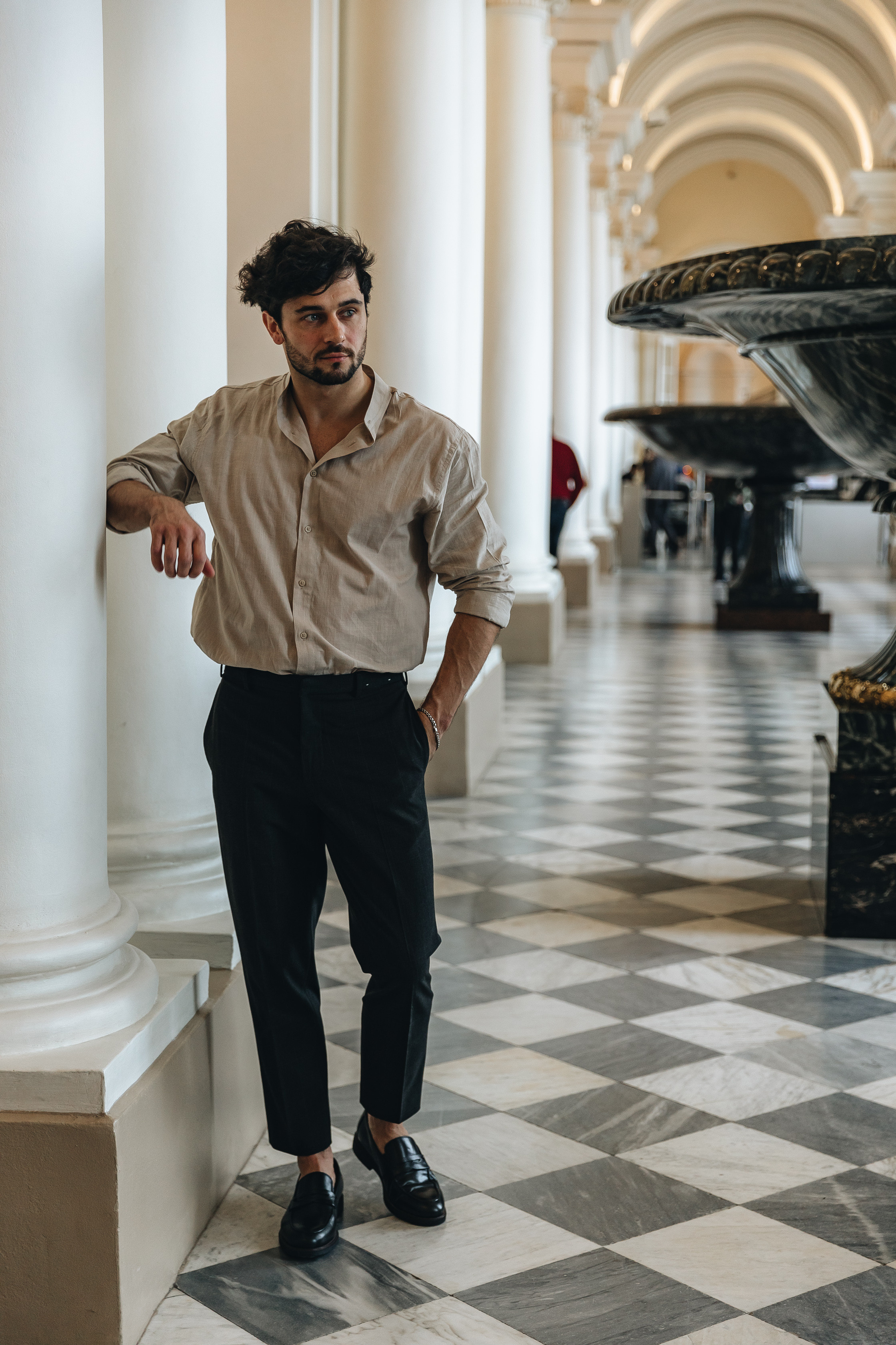 Лав стори в Эрмитаже. Свадьба. Свадебный фотограф. Свадебный фотограф и видеограф — Сергей и Дарья