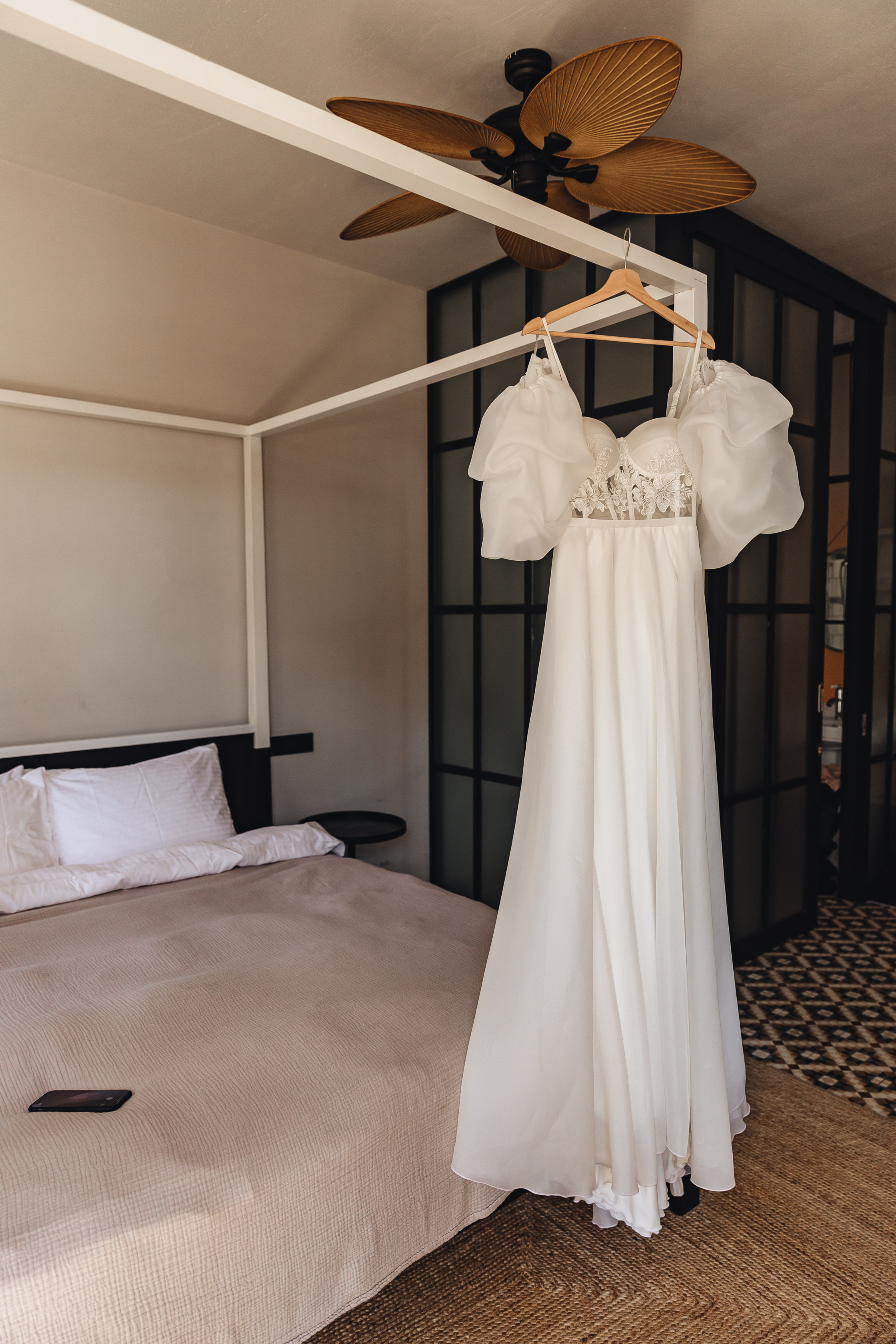 Утро жениха и невесты. Сборы жениха и невесты. Свадебный фотограф и видеограф — Сергей и Дарья