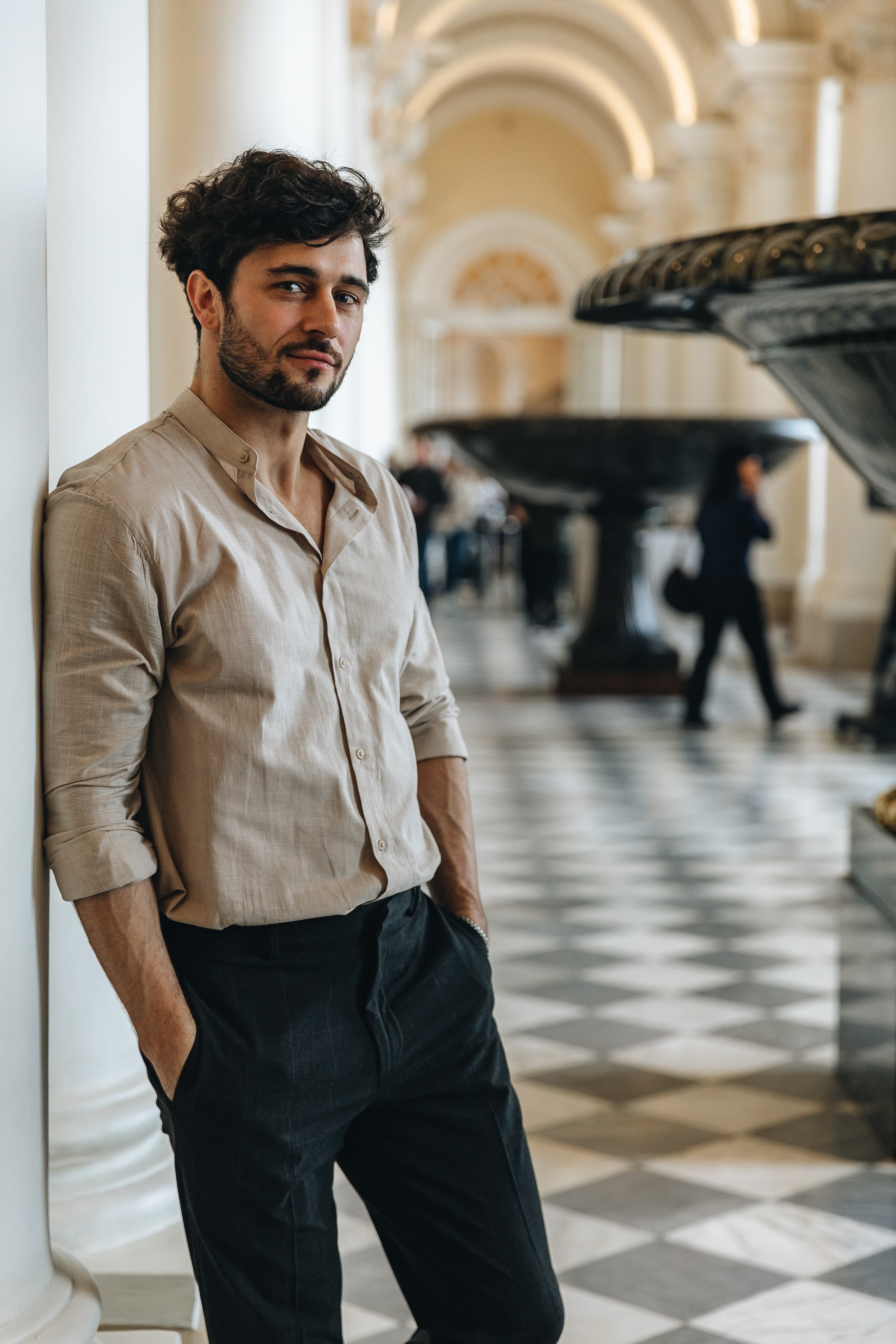 Лав стори в Эрмитаже. Свадьба. Свадебный фотограф. Свадебный фотограф и видеограф — Сергей и Дарья