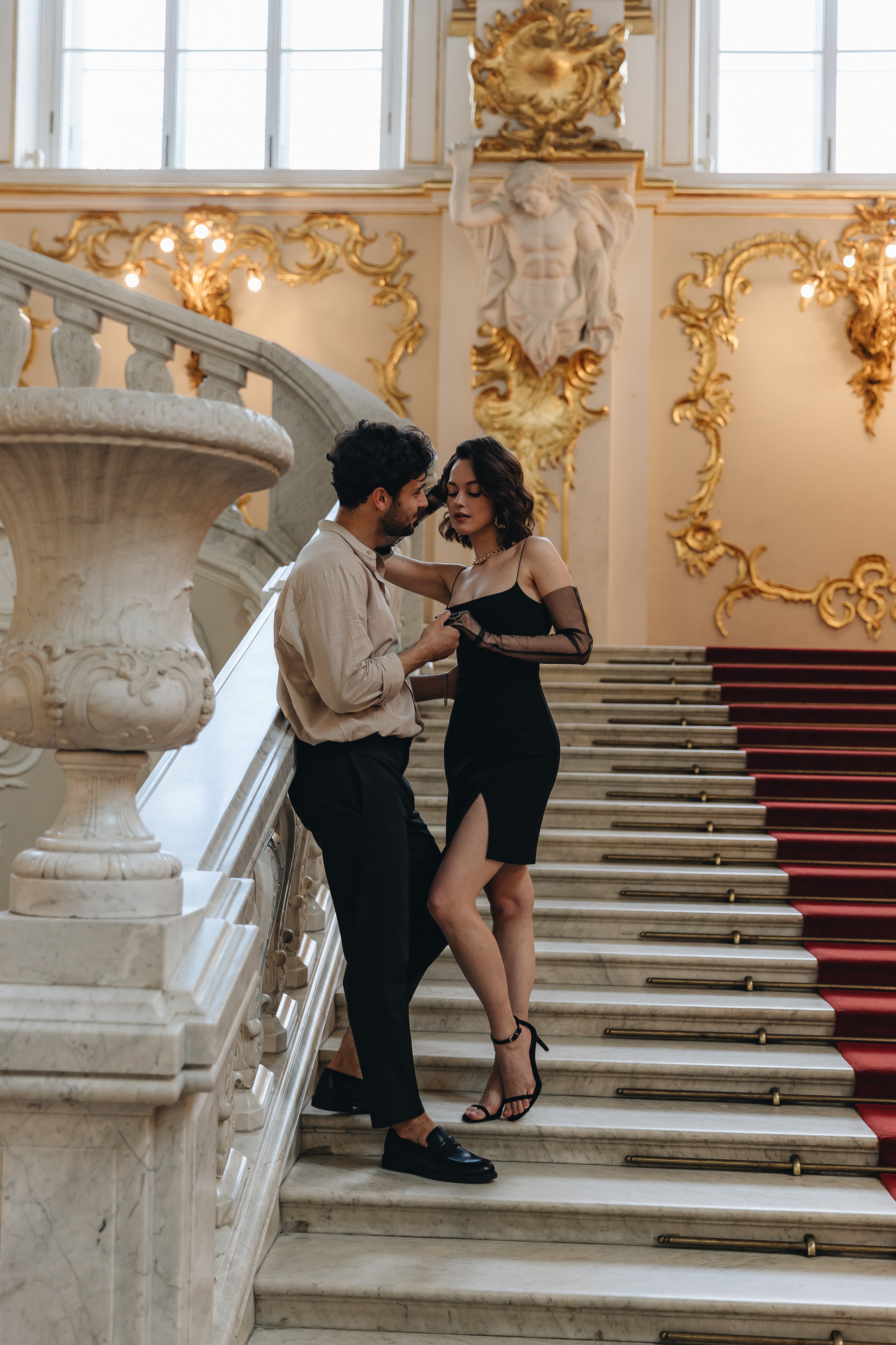 Лав стори в Эрмитаже. Свадьба. Свадебный фотограф. Свадебный фотограф и видеограф — Сергей и Дарья